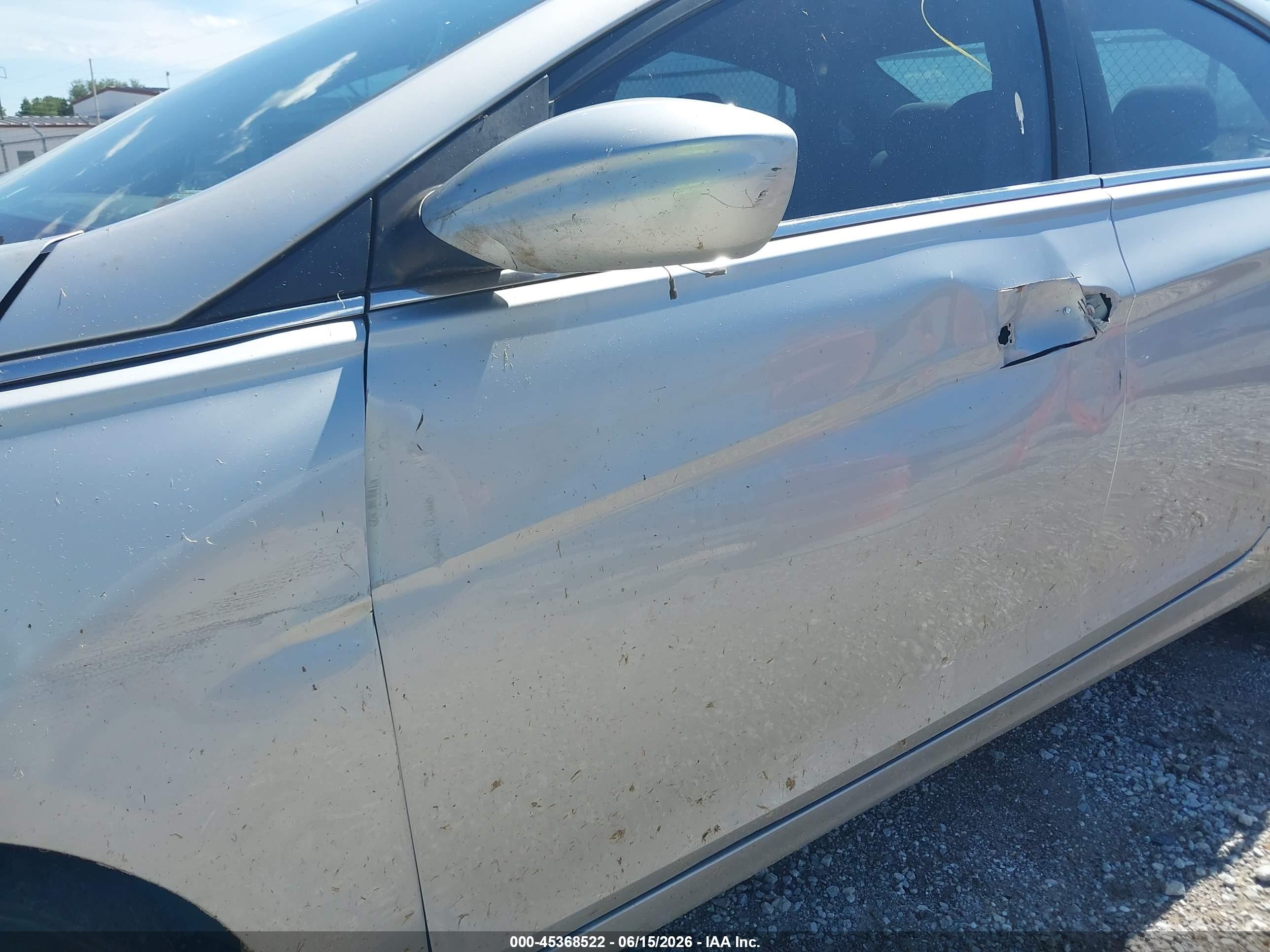 2011 Hyundai Sonata Gls Серебряный vin: 5NPEB4AC7BH066048