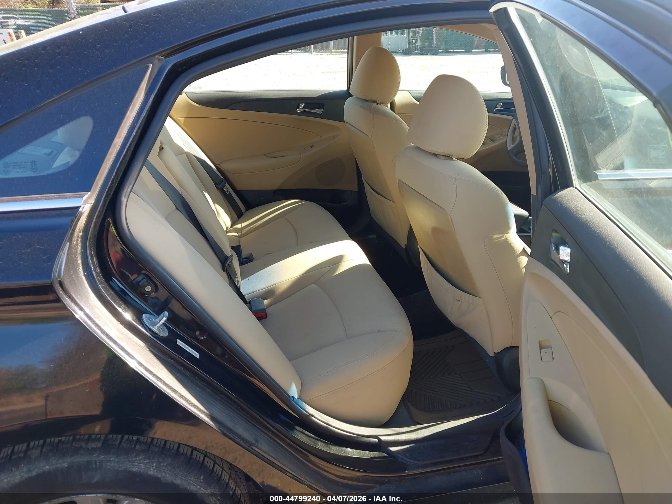 2011 Hyundai Sonata Gls Black vin: 5NPEB4AC7BH130962