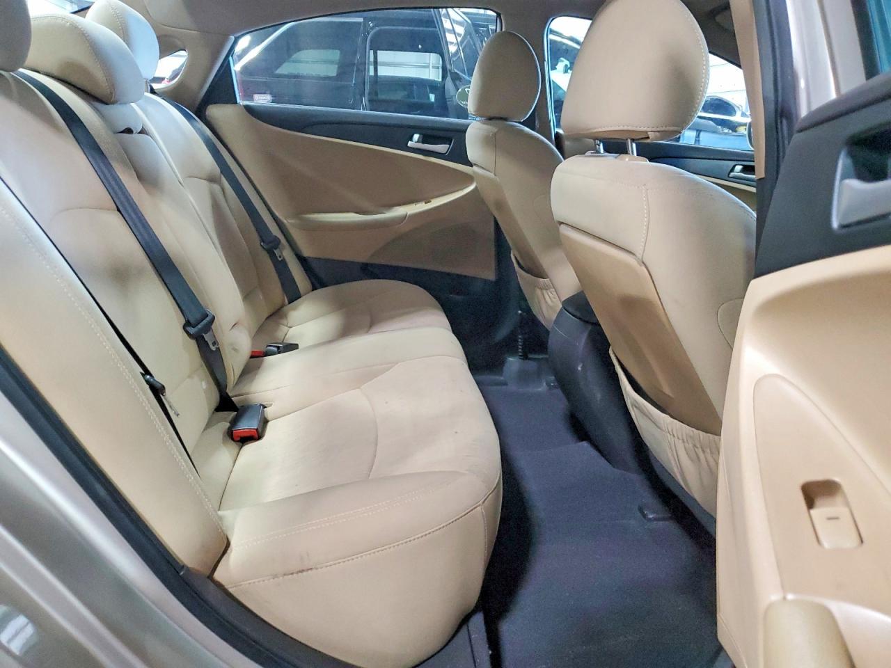 2011 Hyundai Sonata Gls Желто-коричневый vin: 5NPEB4AC7BH171494