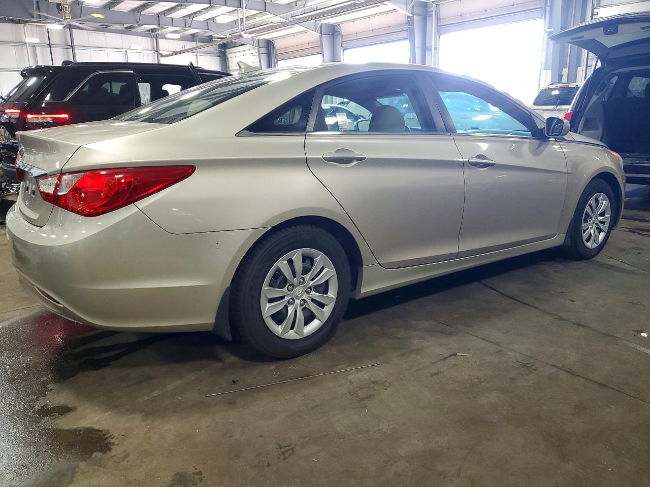 2011 Hyundai Sonata Gls Желто-коричневый vin: 5NPEB4AC7BH171494