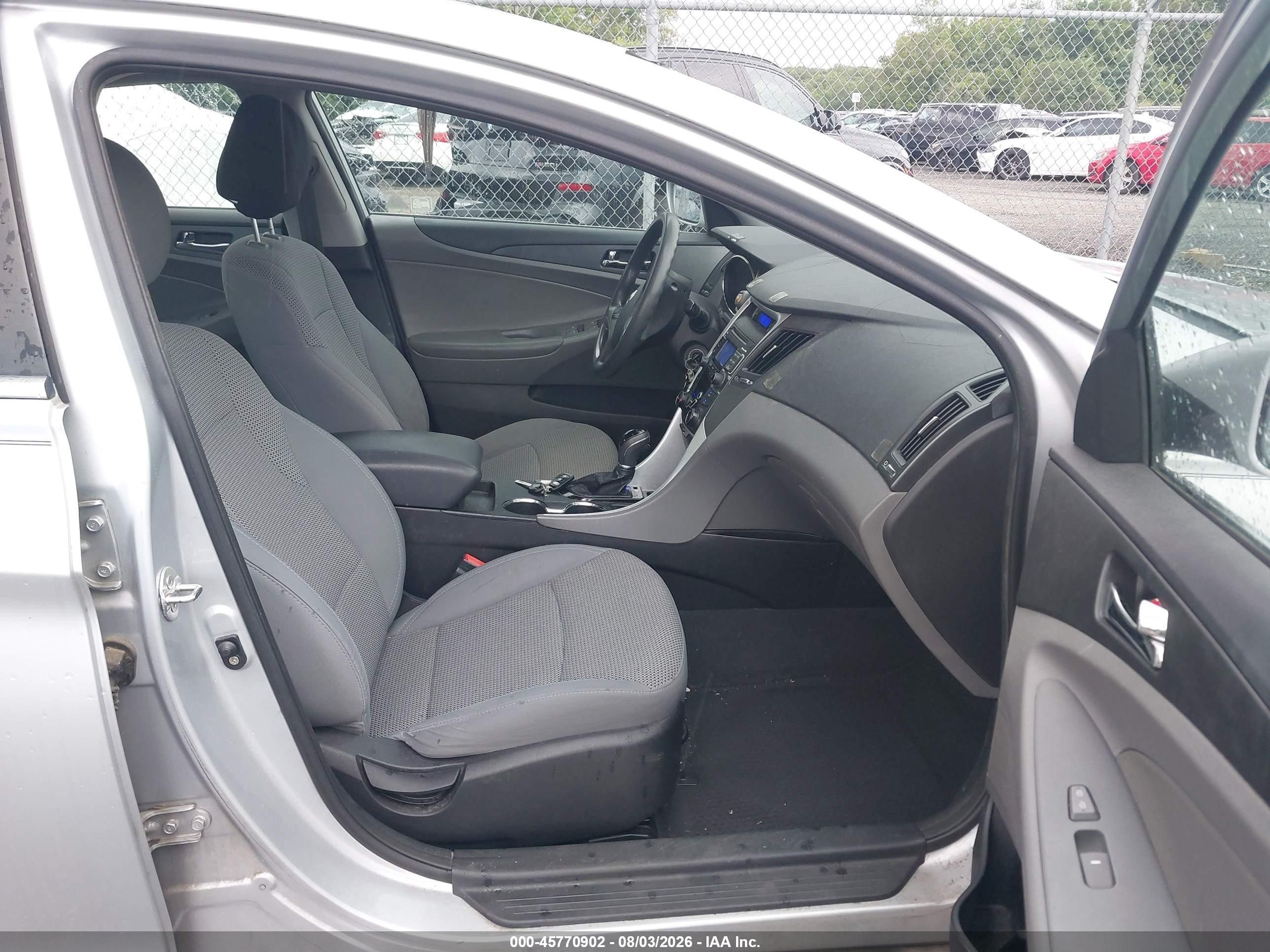 2011 Hyundai Sonata Gls Серый vin: 5NPEB4AC7BH207362
