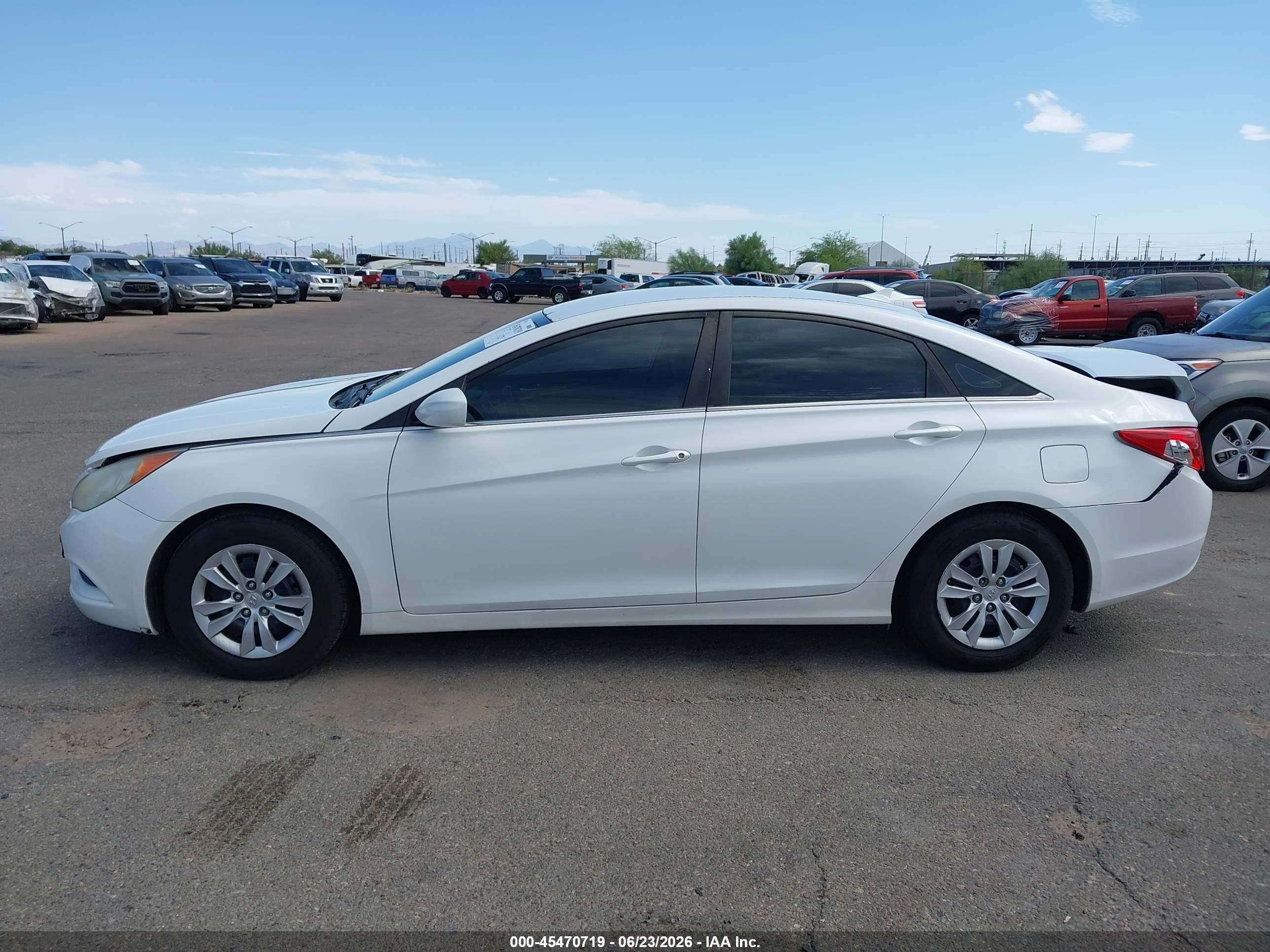 2011 Hyundai Sonata Gls White vin: 5NPEB4AC7BH247554