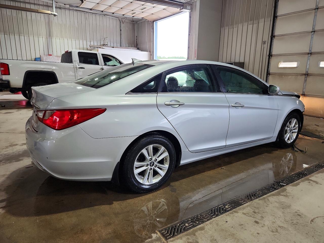 2012 Hyundai Sonata Gls Silver vin: 5NPEB4AC7CH349437