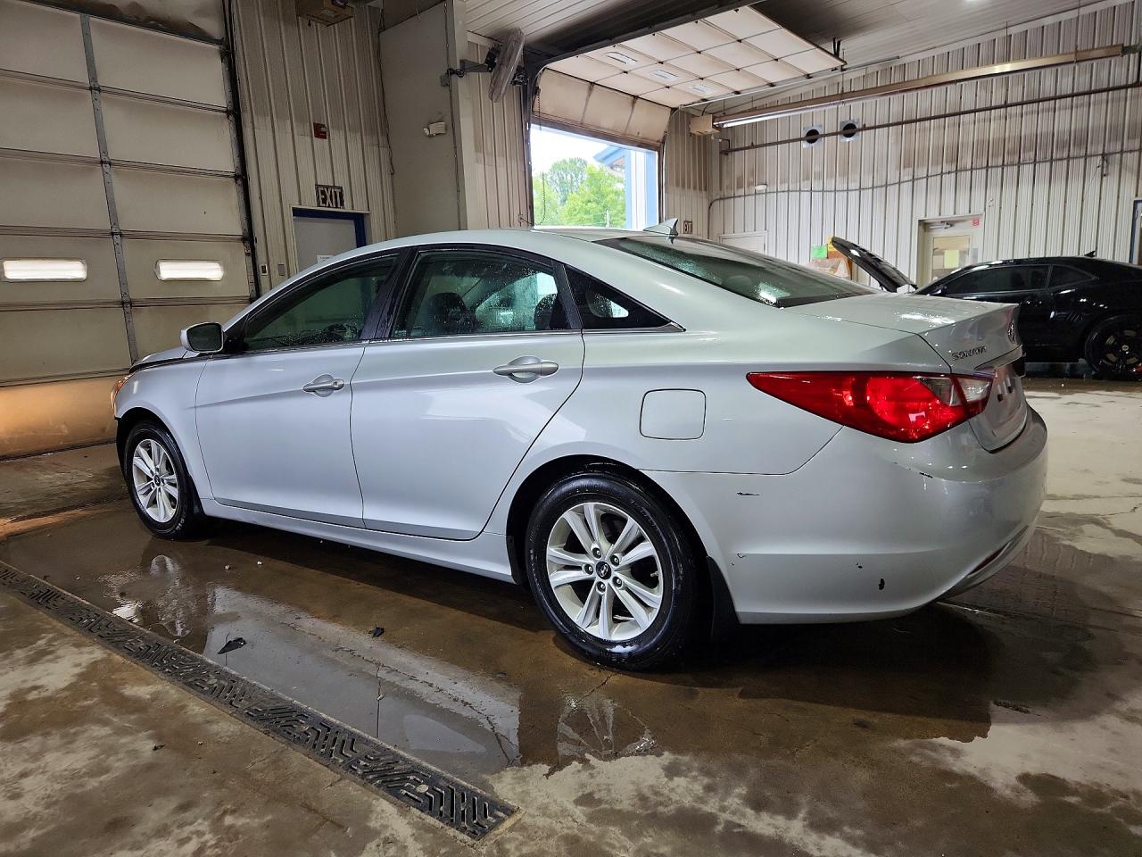 2012 Hyundai Sonata Gls Silver vin: 5NPEB4AC7CH349437