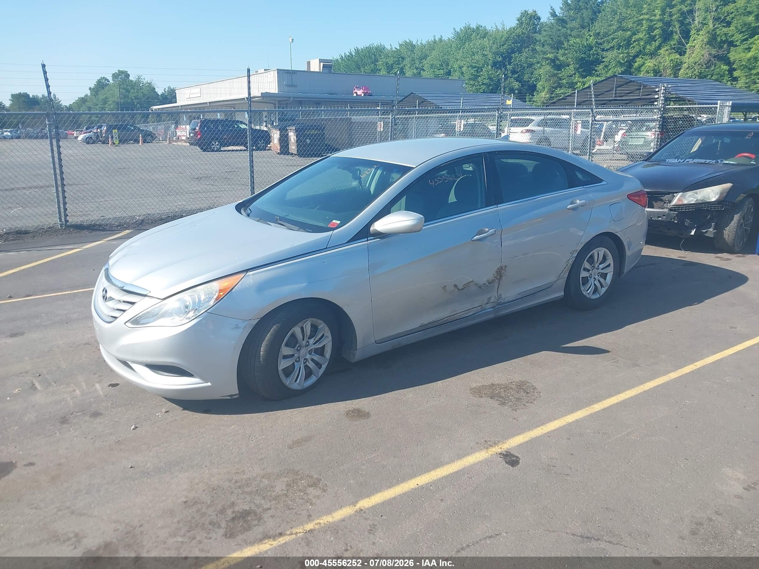 2012 Hyundai Sonata Gls Silver vin: 5NPEB4AC7CH379828