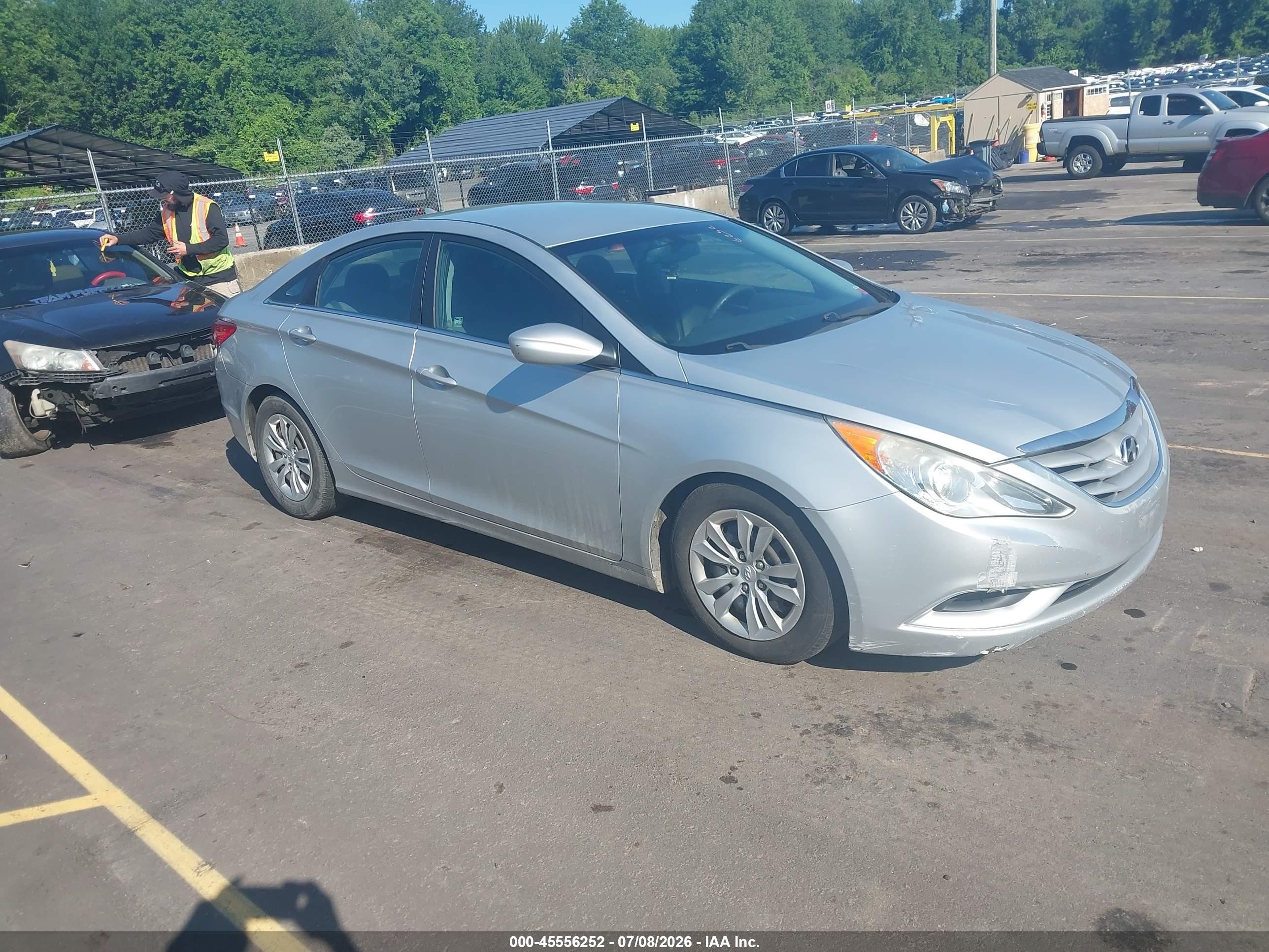 2012 Hyundai Sonata Gls Silver vin: 5NPEB4AC7CH379828