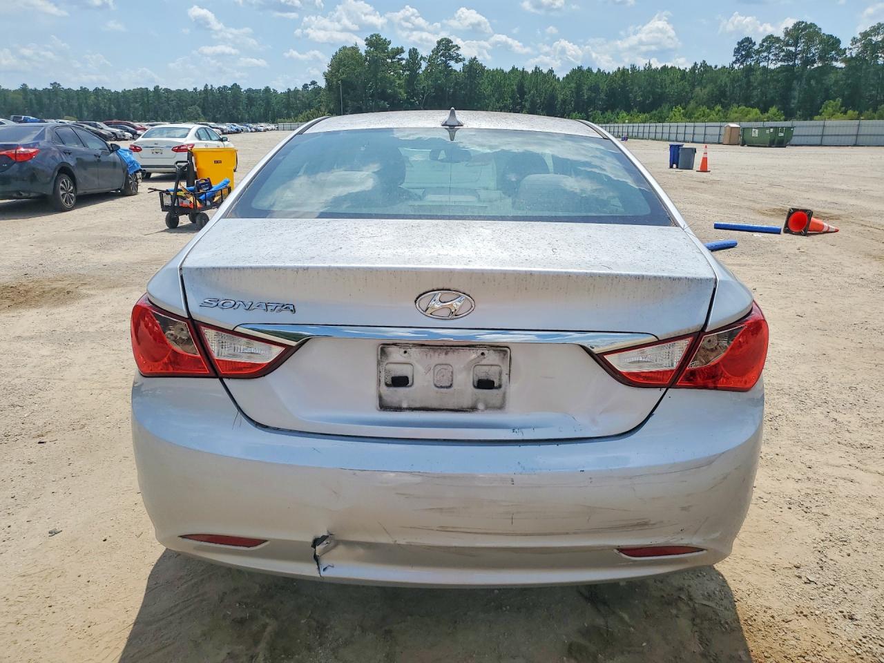 2012 Hyundai Sonata Gls Silver vin: 5NPEB4AC7CH410219