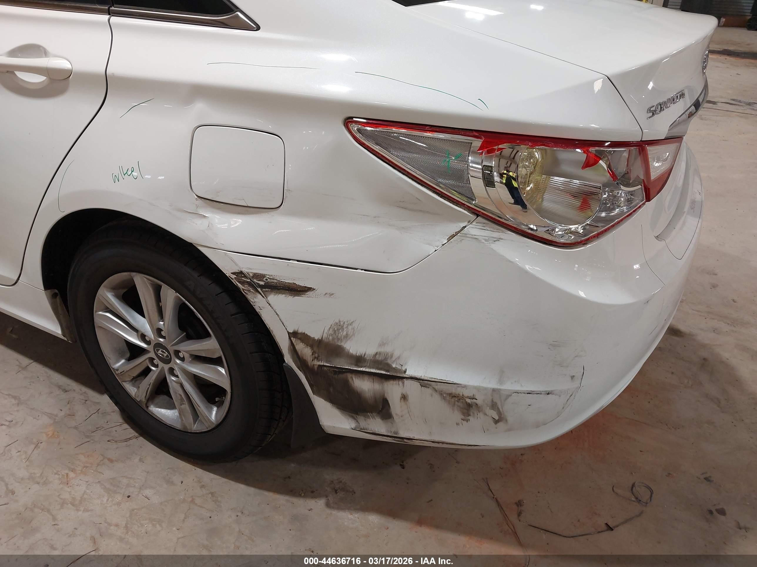2012 Hyundai Sonata Gls Белый vin: 5NPEB4AC7CH477967