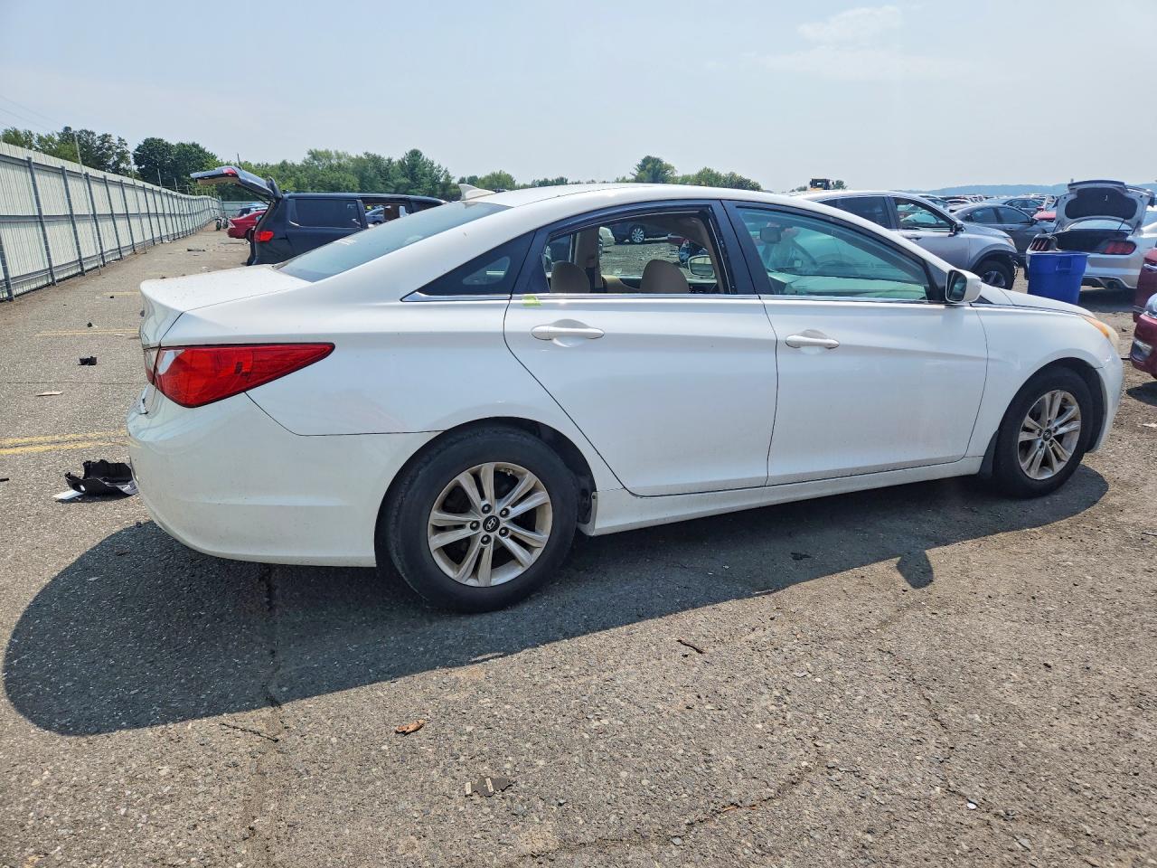 2012 Hyundai Sonata Gls White vin: 5NPEB4AC7CH495496