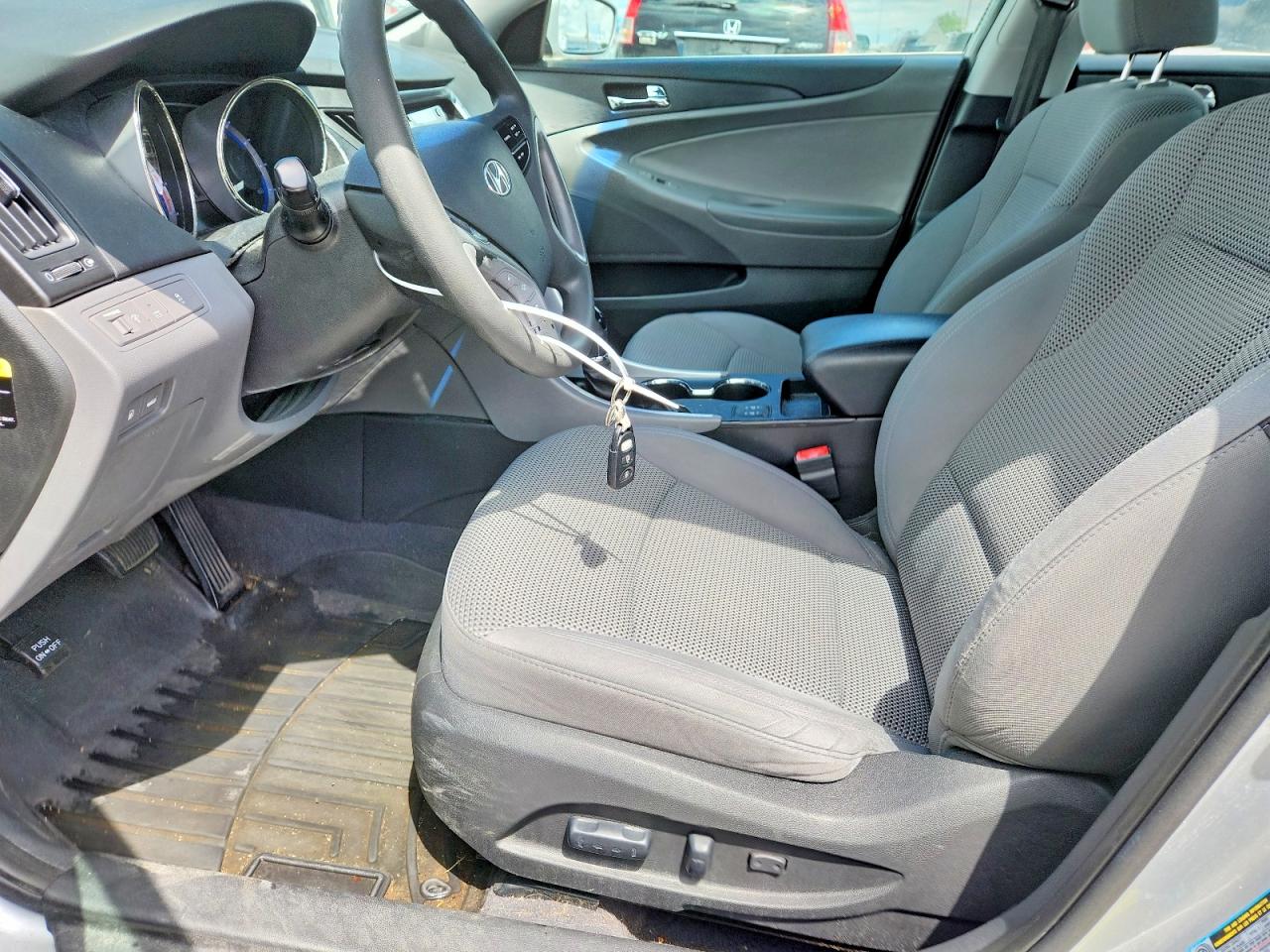 2013 Hyundai Sonata Gls Silver vin: 5NPEB4AC7DH520950