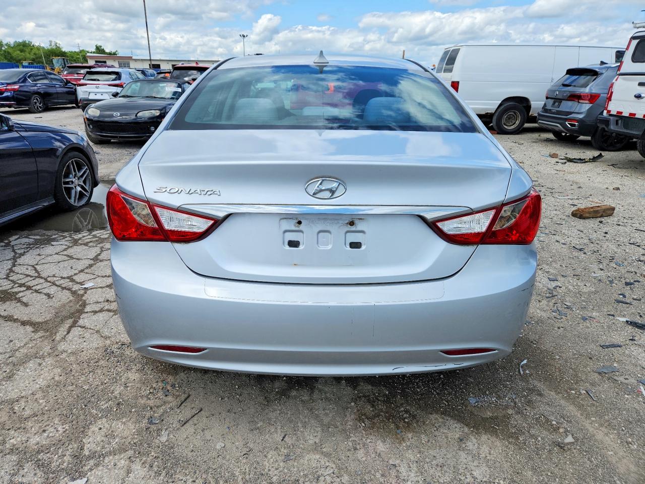 2013 Hyundai Sonata Gls Silver vin: 5NPEB4AC7DH520950