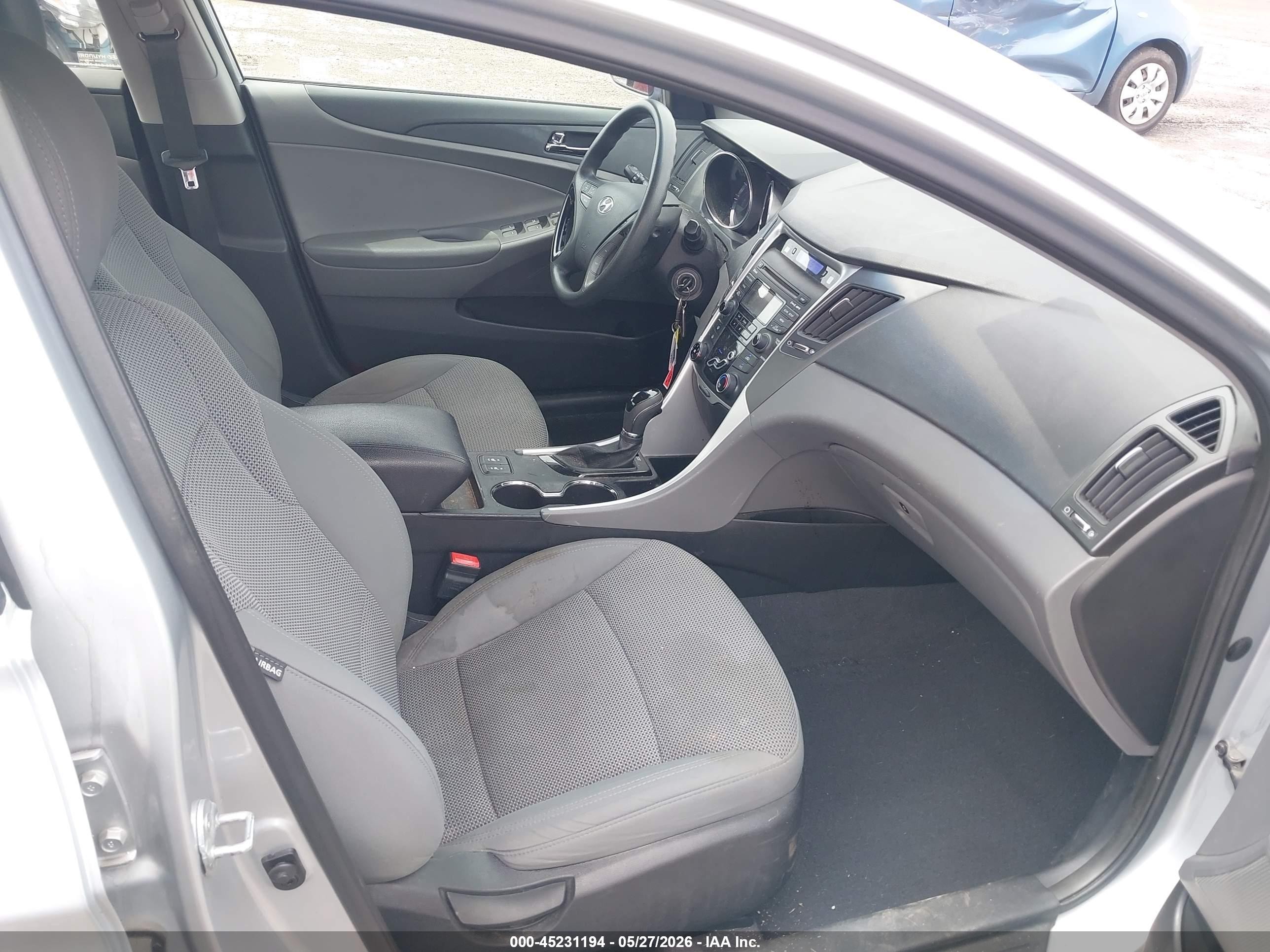 2013 Hyundai Sonata Gls Серебряный vin: 5NPEB4AC7DH609790