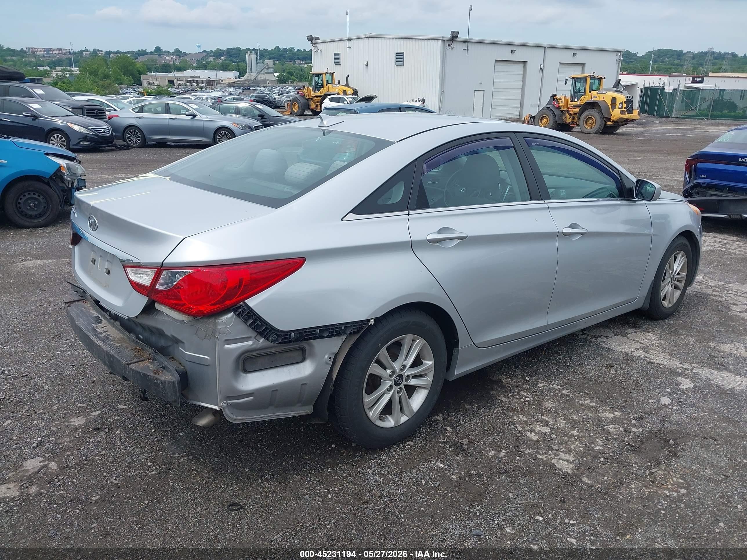 2013 Hyundai Sonata Gls Серебряный vin: 5NPEB4AC7DH609790