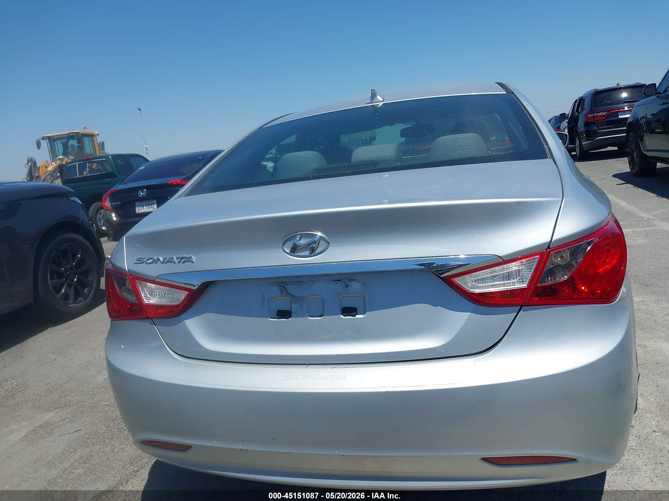 2013 Hyundai Sonata Gls Silver vin: 5NPEB4AC7DH642515