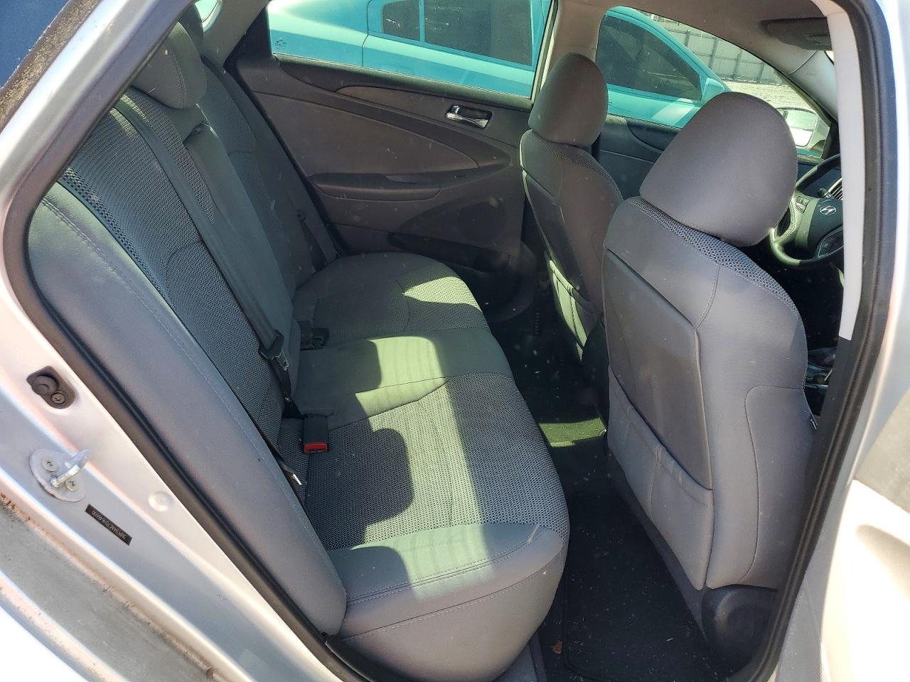 2013 Hyundai Sonata Gls Silver vin: 5NPEB4AC7DH646600