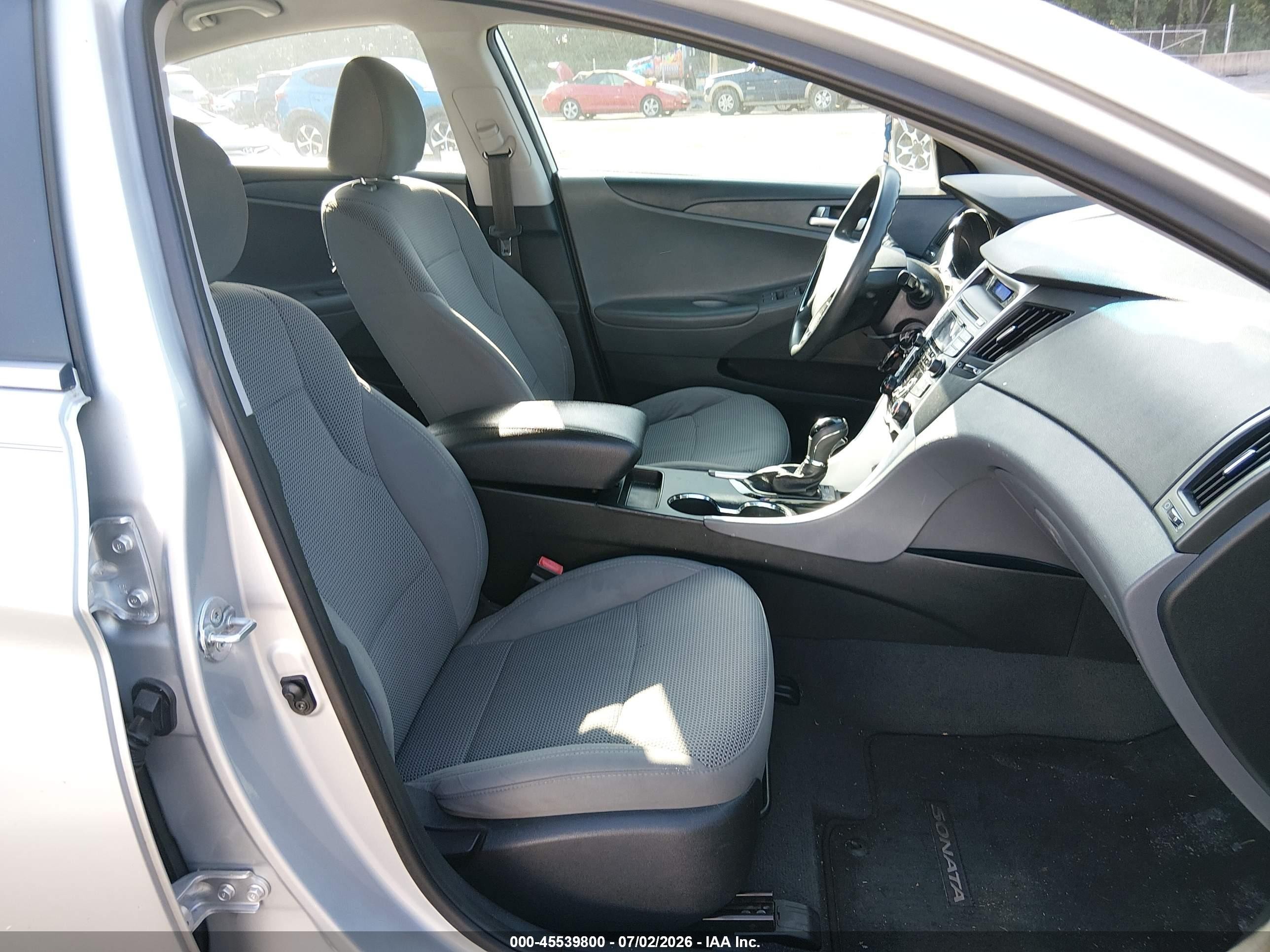 2013 Hyundai Sonata Gls Silver vin: 5NPEB4AC7DH657242
