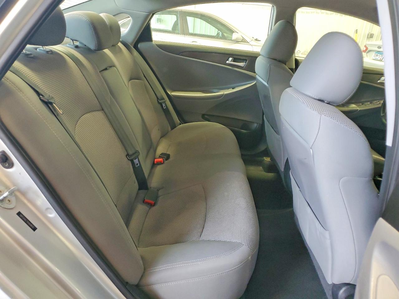 2013 Hyundai Sonata Gls Silver vin: 5NPEB4AC7DH668645