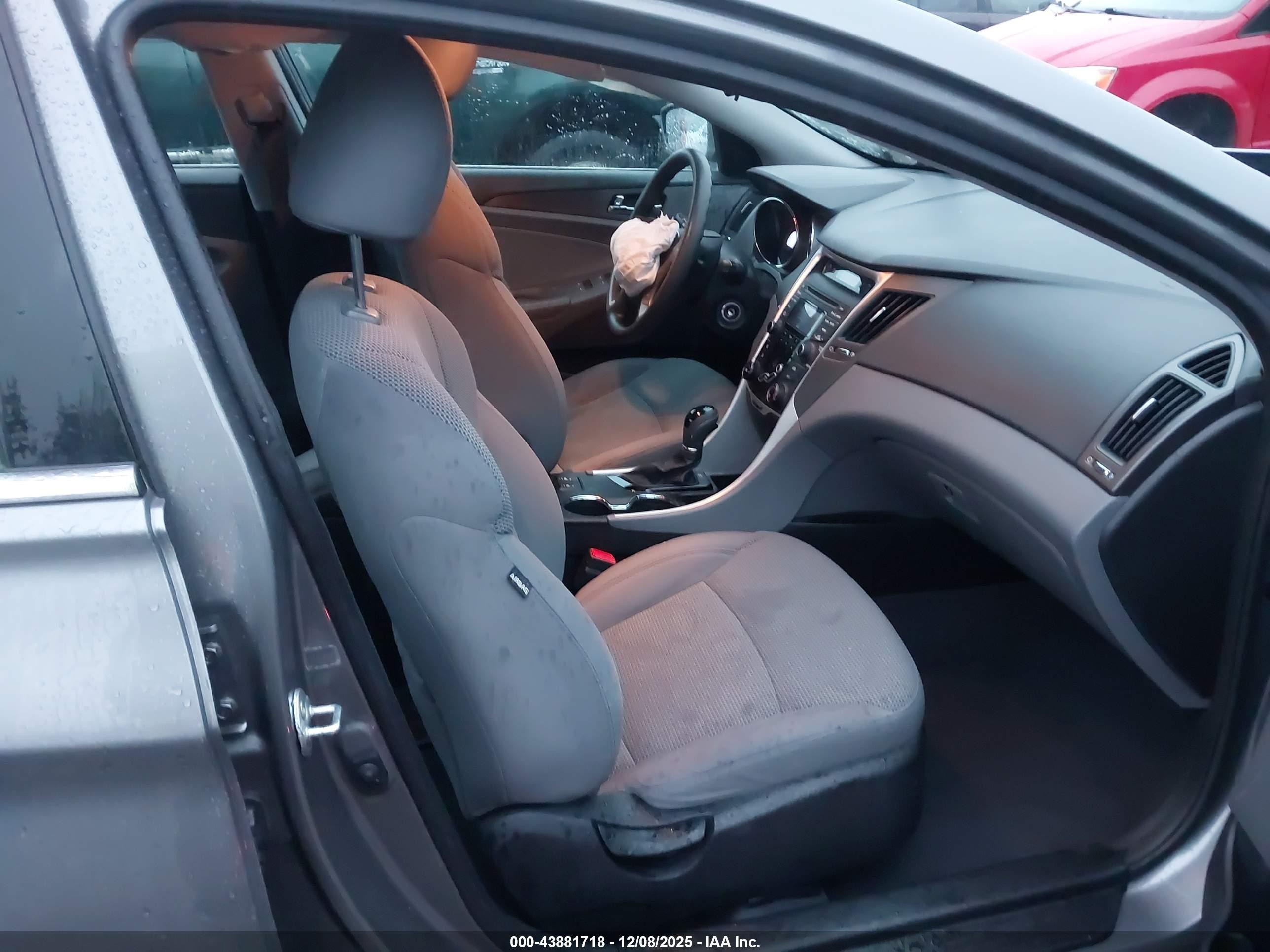 2013 Hyundai Sonata Gls Серый vin: 5NPEB4AC7DH764646