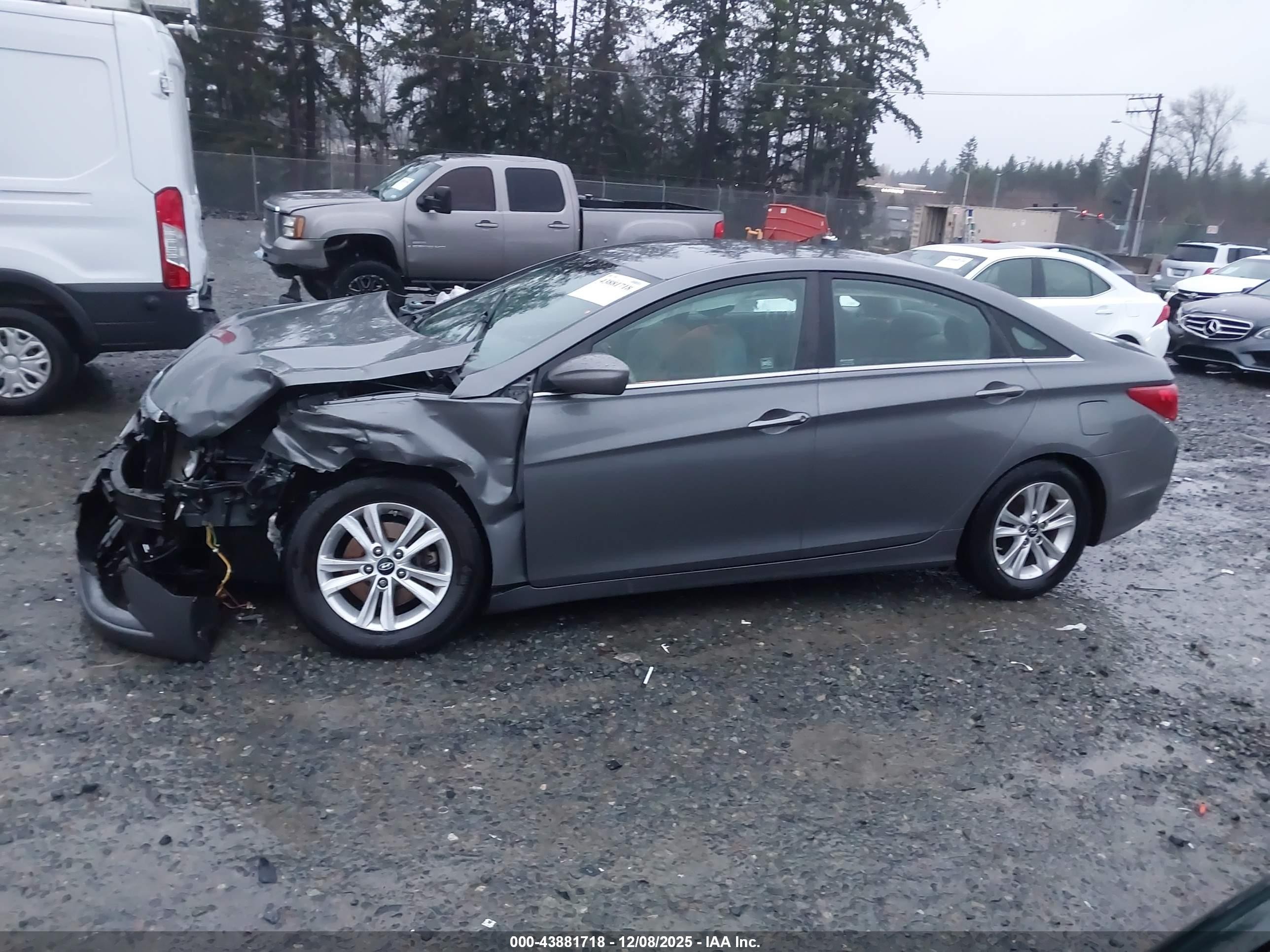 2013 Hyundai Sonata Gls Серый vin: 5NPEB4AC7DH764646