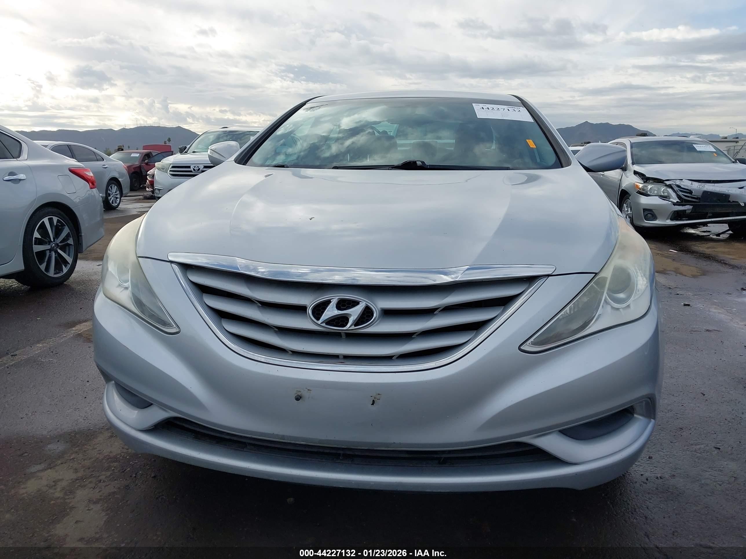 2013 Hyundai Sonata Gls Silver vin: 5NPEB4AC7DH790566