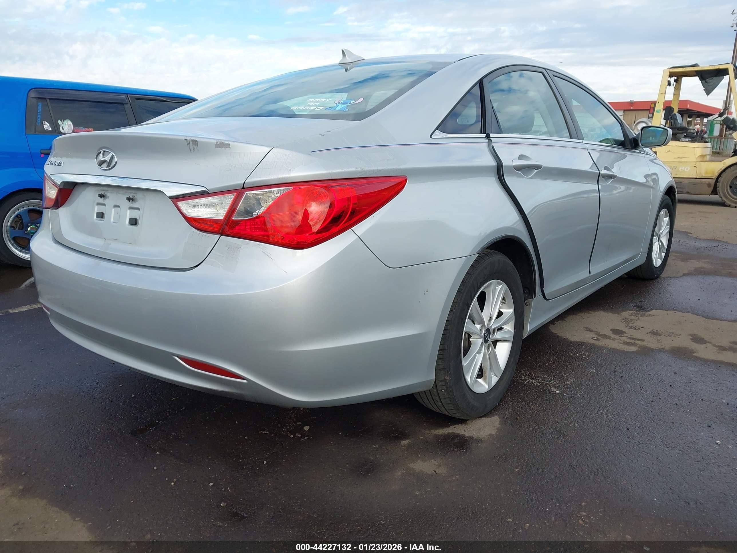 2013 Hyundai Sonata Gls Silver vin: 5NPEB4AC7DH790566
