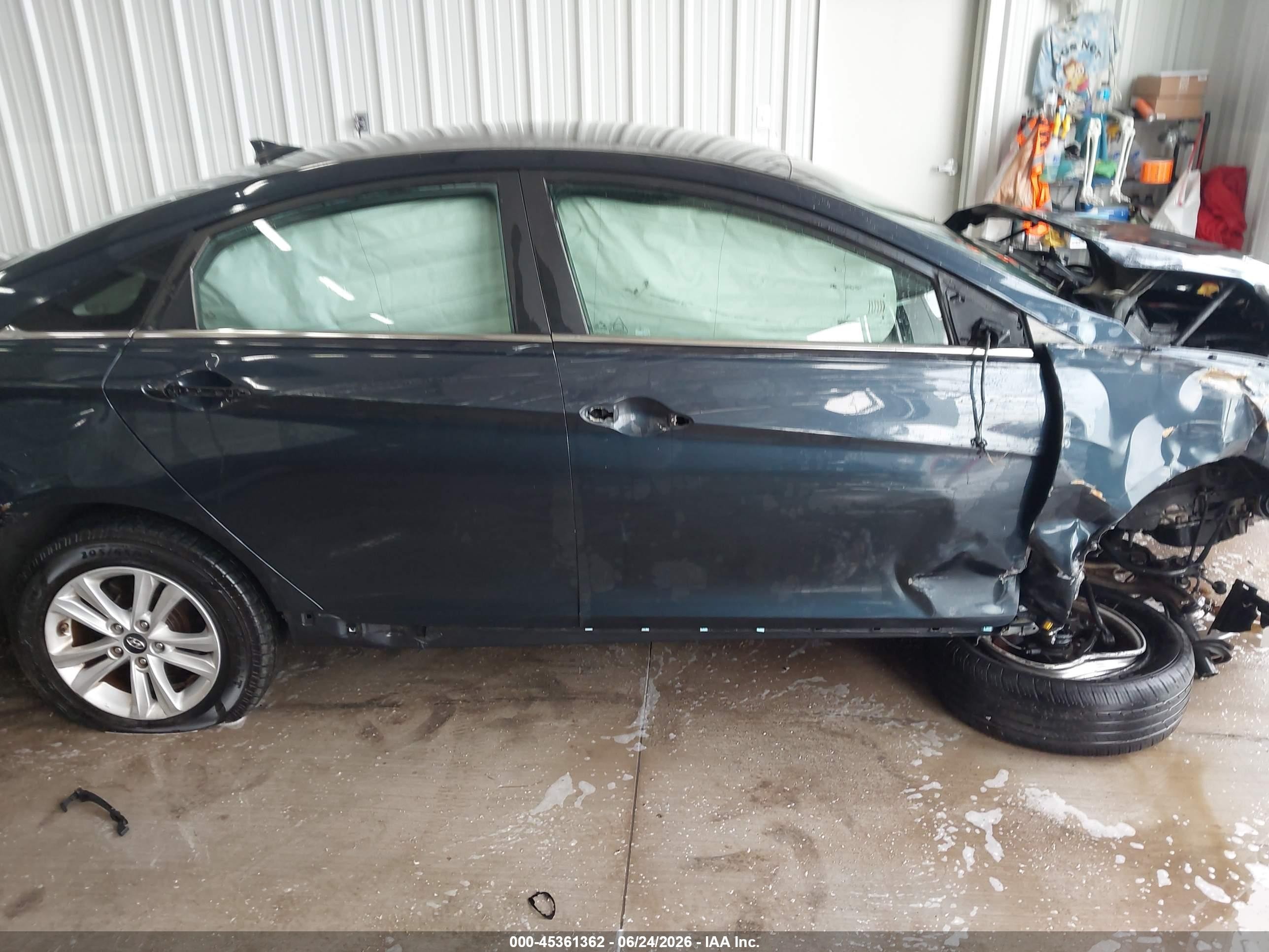 2014 Hyundai Sonata Gls Синий vin: 5NPEB4AC7EH828167