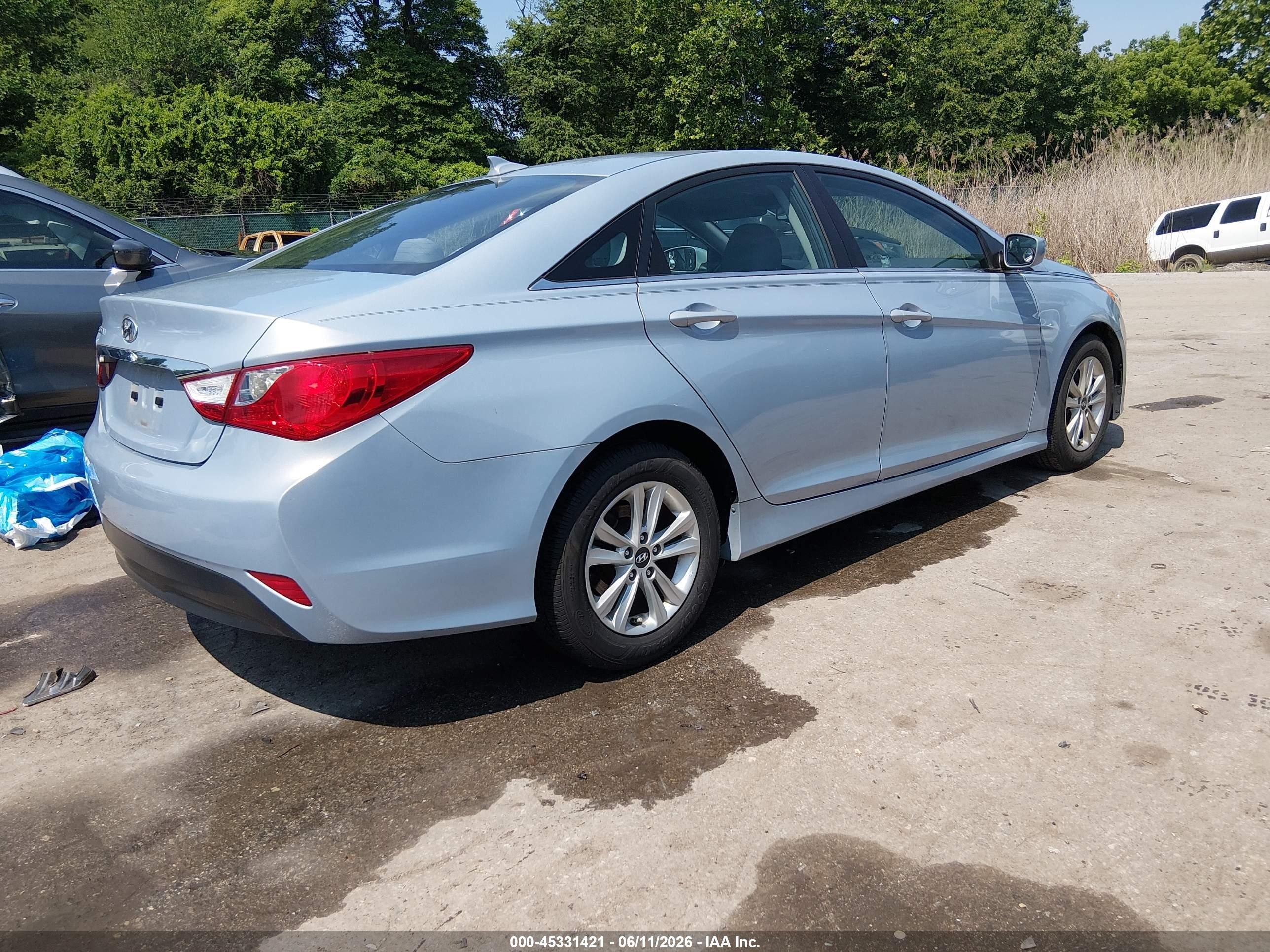 2014 Hyundai Sonata Gls Серебряный vin: 5NPEB4AC7EH891429