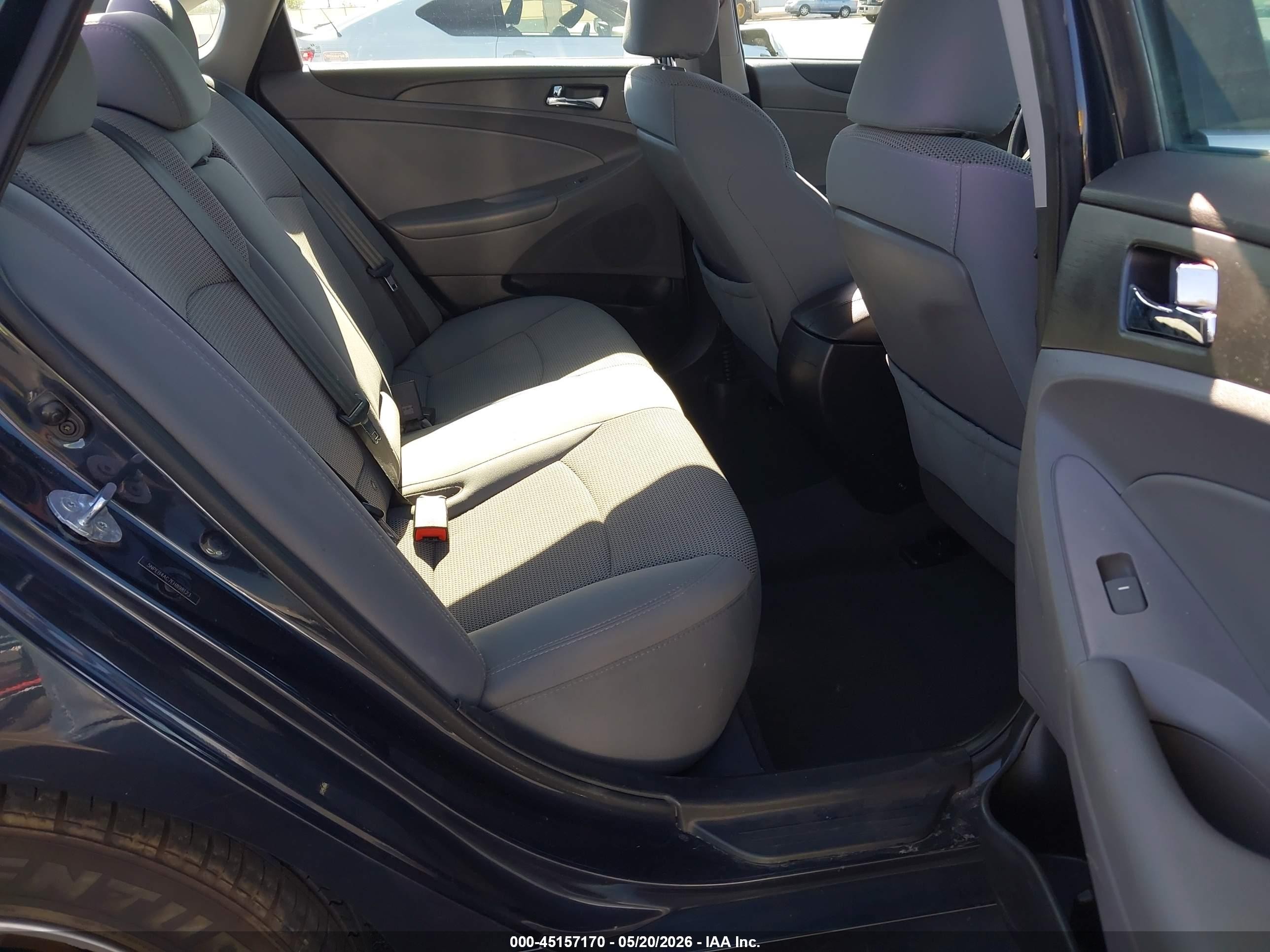 2014 Hyundai Sonata Gls Dark Blue vin: 5NPEB4AC7EH898123