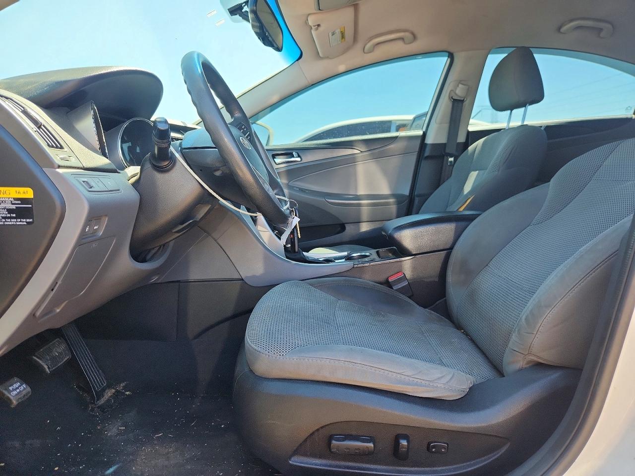 2014 Hyundai Sonata Gls Белый vin: 5NPEB4AC7EH916619