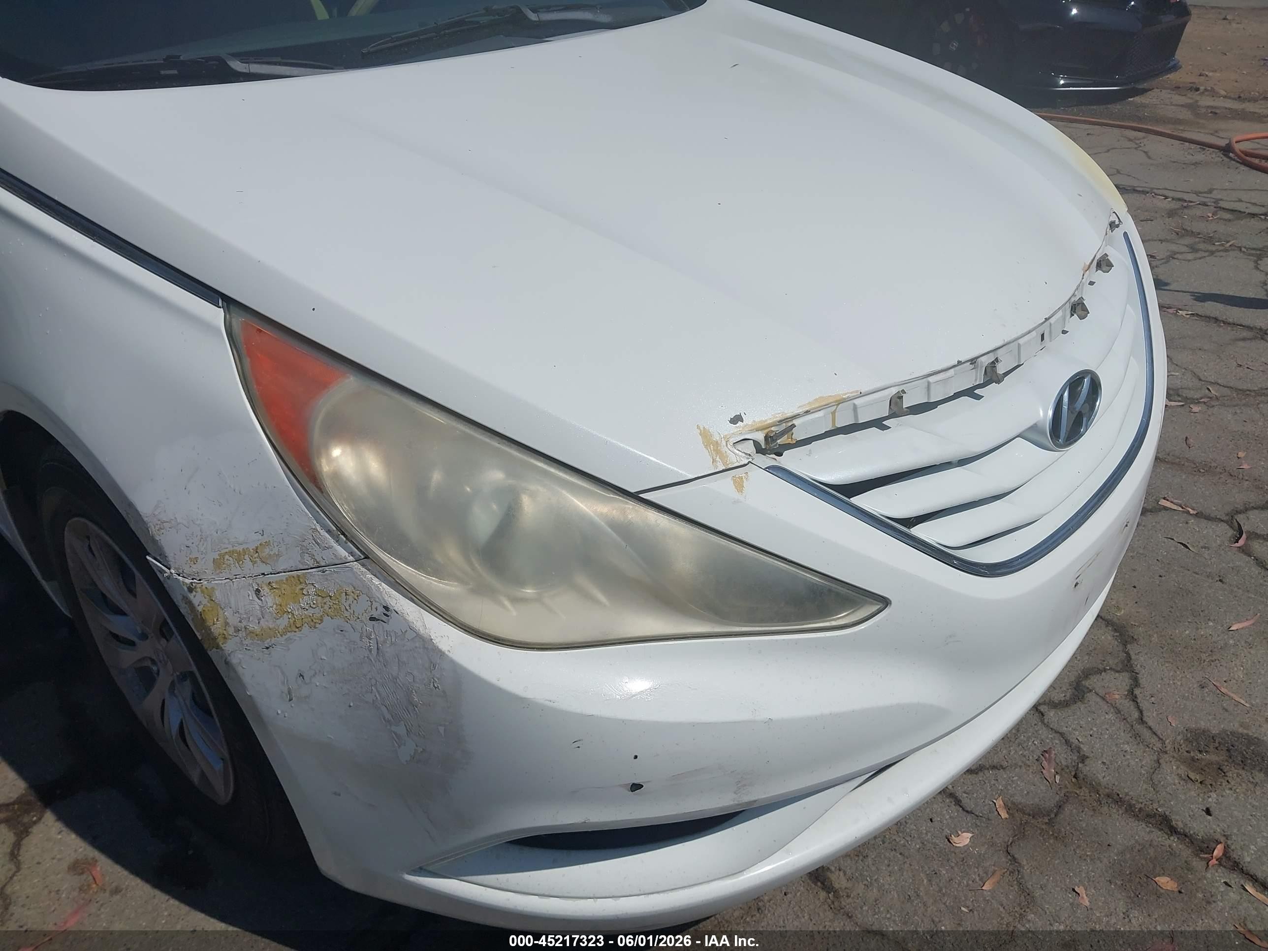 2011 Hyundai Sonata Gls White vin: 5NPEB4AC8BH023175