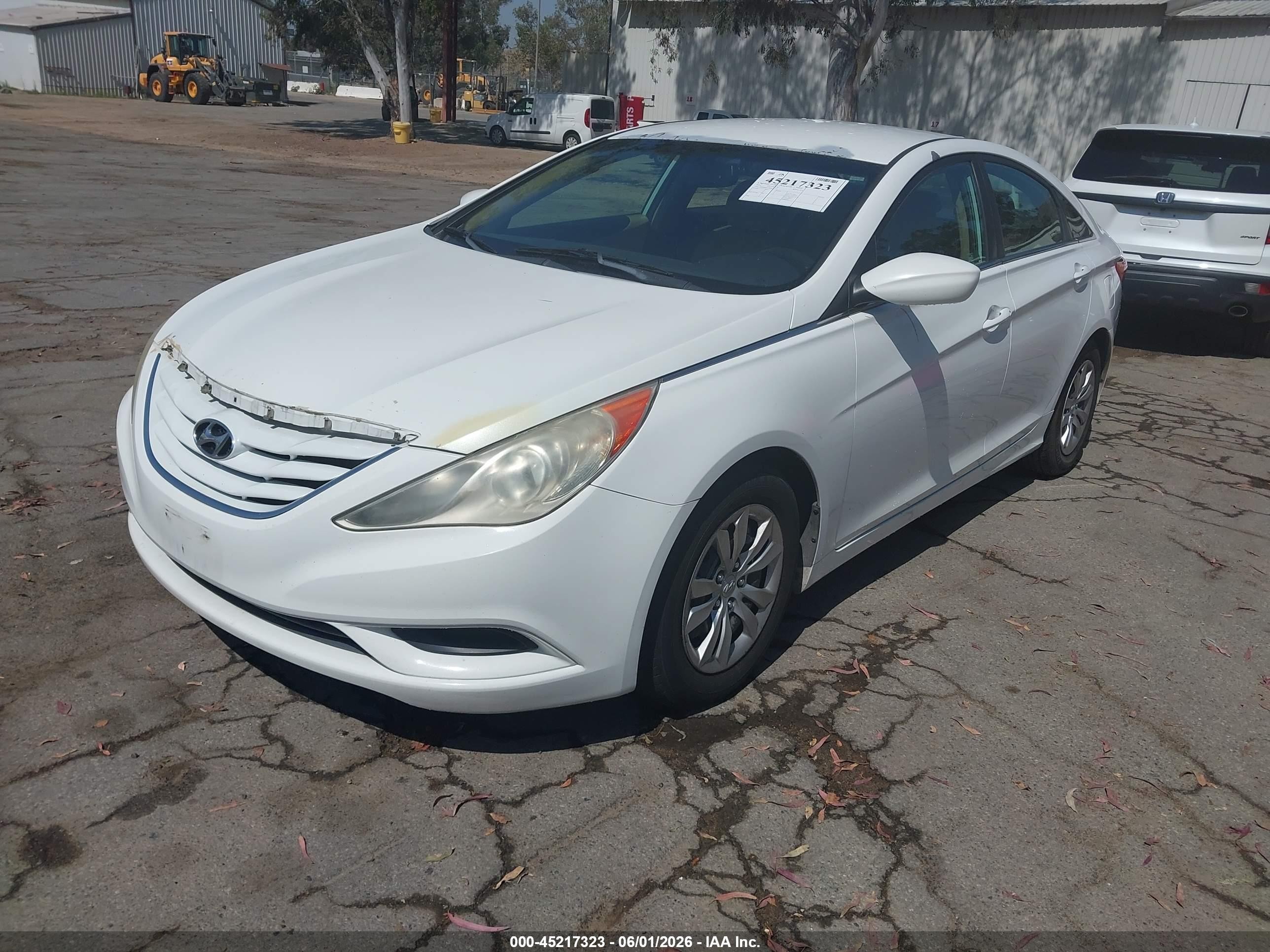 2011 Hyundai Sonata Gls White vin: 5NPEB4AC8BH023175