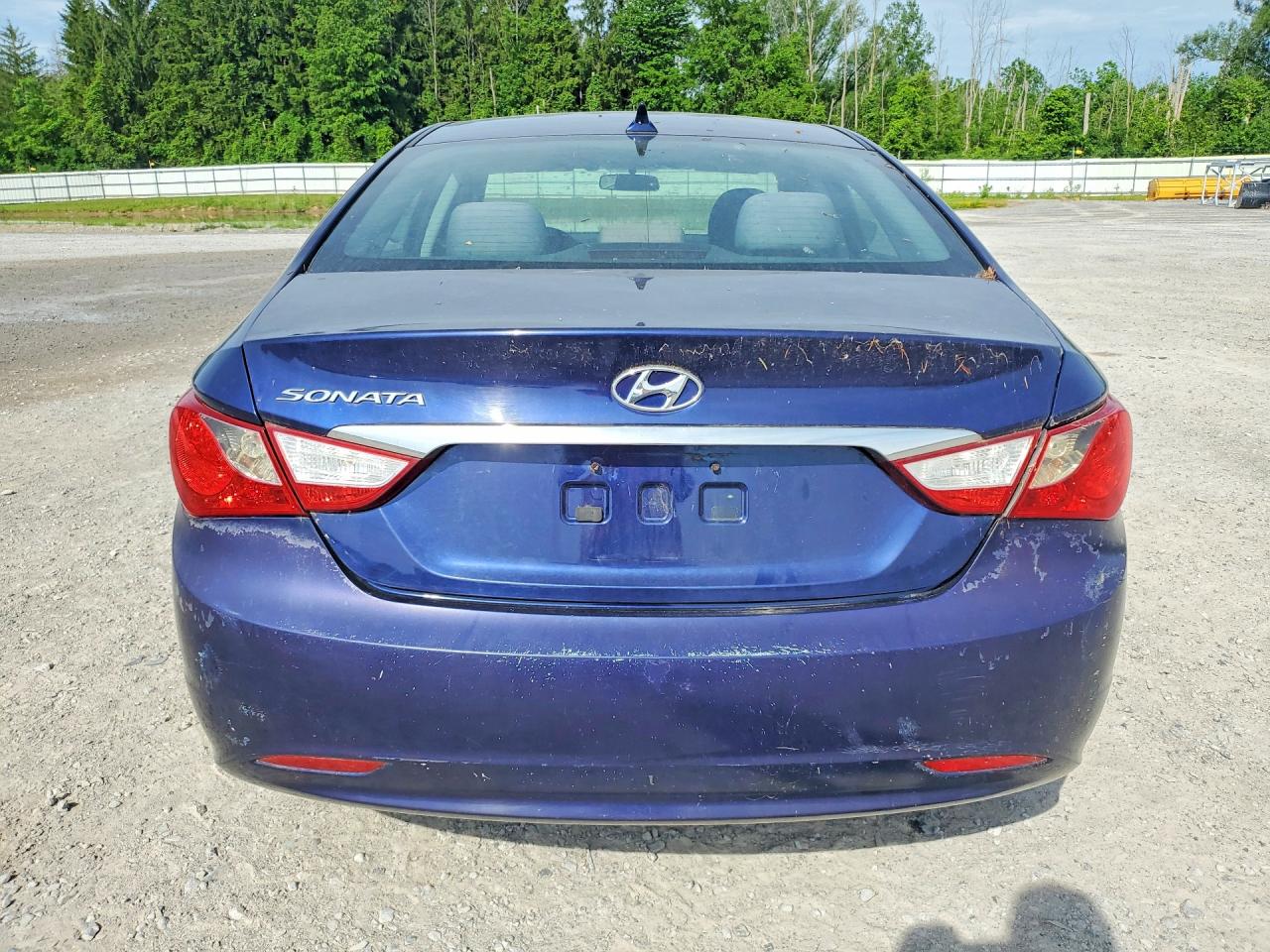 2011 Hyundai Sonata Blue vin: 5NPEB4AC8BH074143