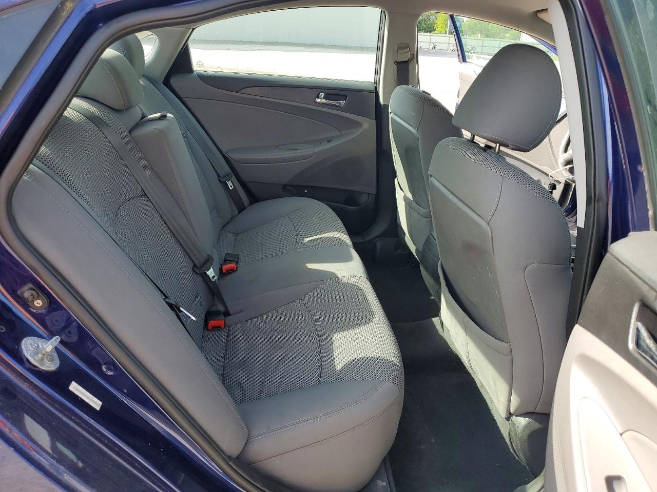 2011 Hyundai Sonata Blue vin: 5NPEB4AC8BH074143