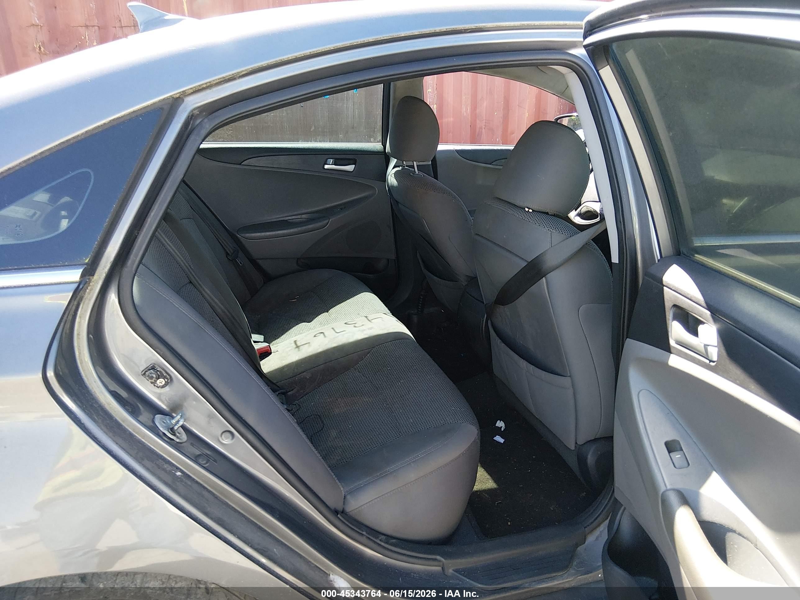 2011 Hyundai Sonata Gls Серебряный vin: 5NPEB4AC8BH169284