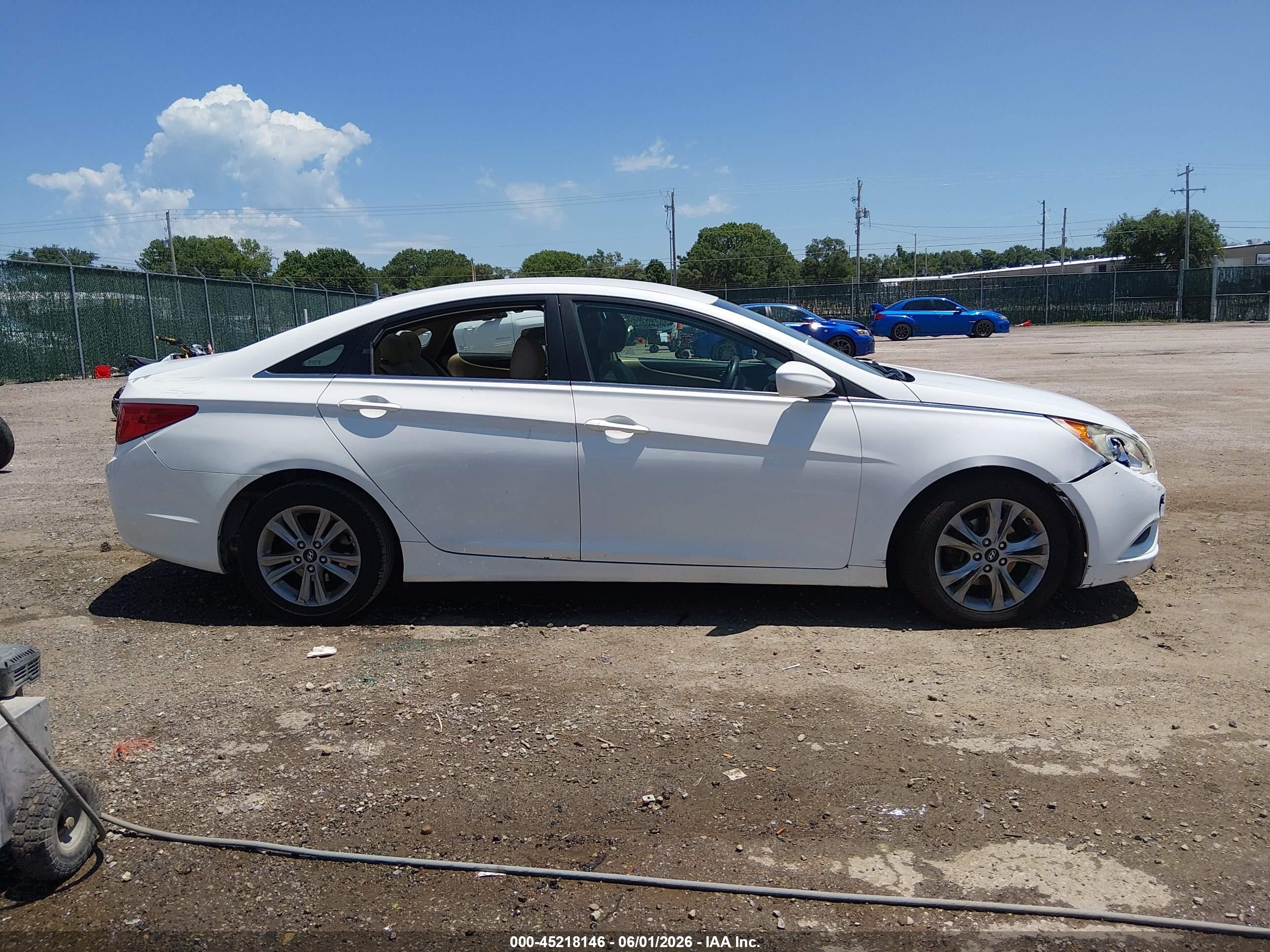 2011 Hyundai Sonata Gls White vin: 5NPEB4AC8BH197487
