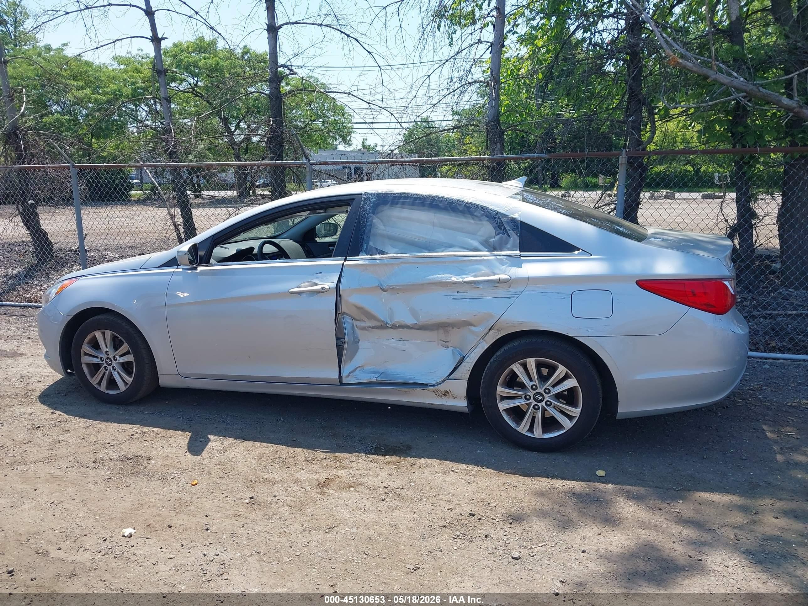 2011 Hyundai Sonata Gls Silver vin: 5NPEB4AC8BH260376