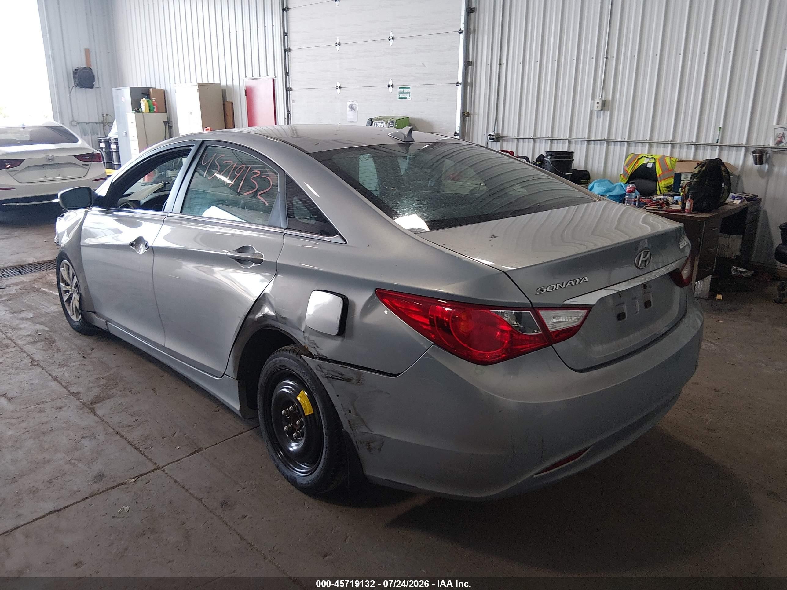 2011 Hyundai Sonata Gls Silver vin: 5NPEB4AC8BH277355