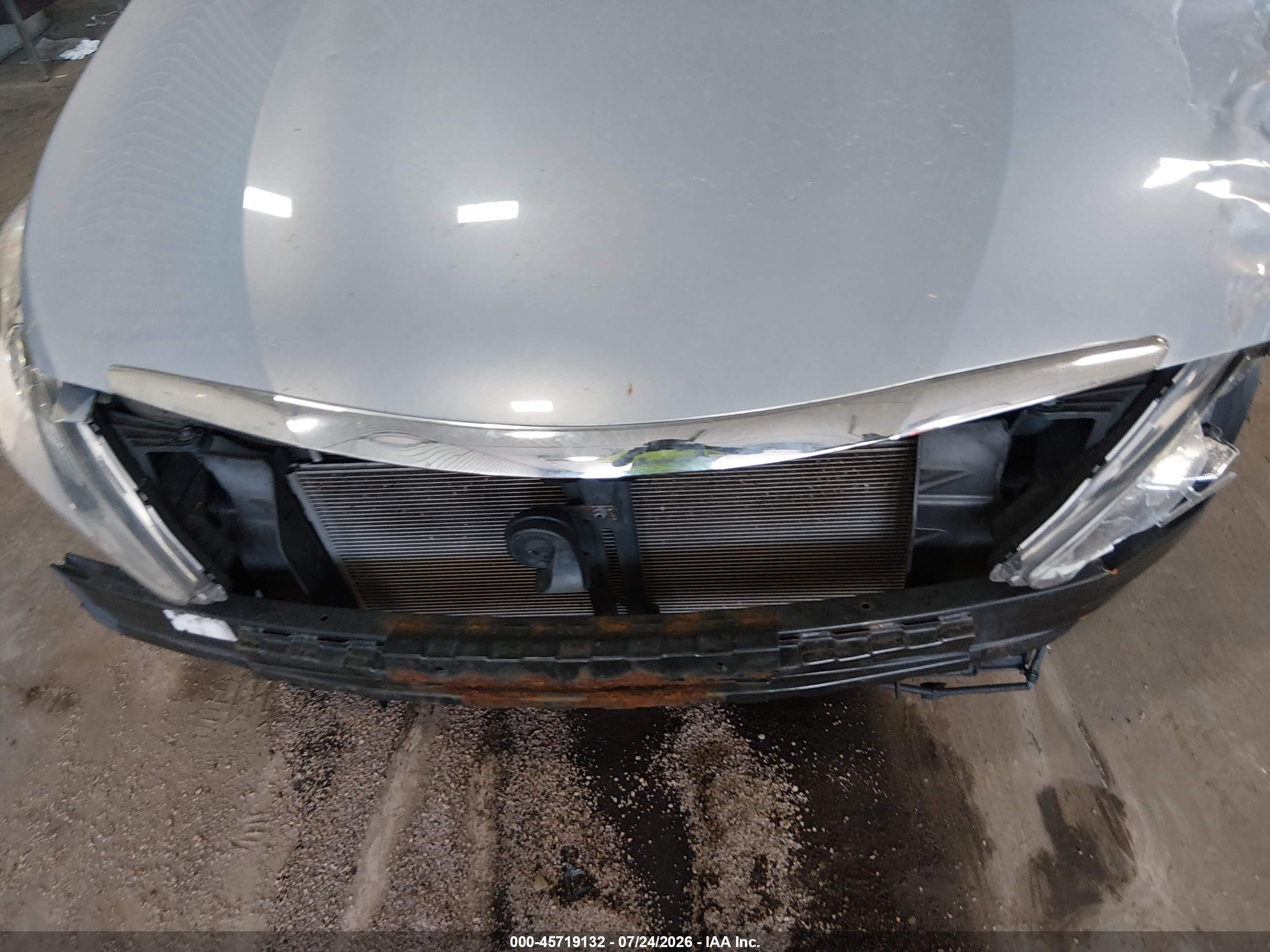 2011 Hyundai Sonata Gls Silver vin: 5NPEB4AC8BH277355