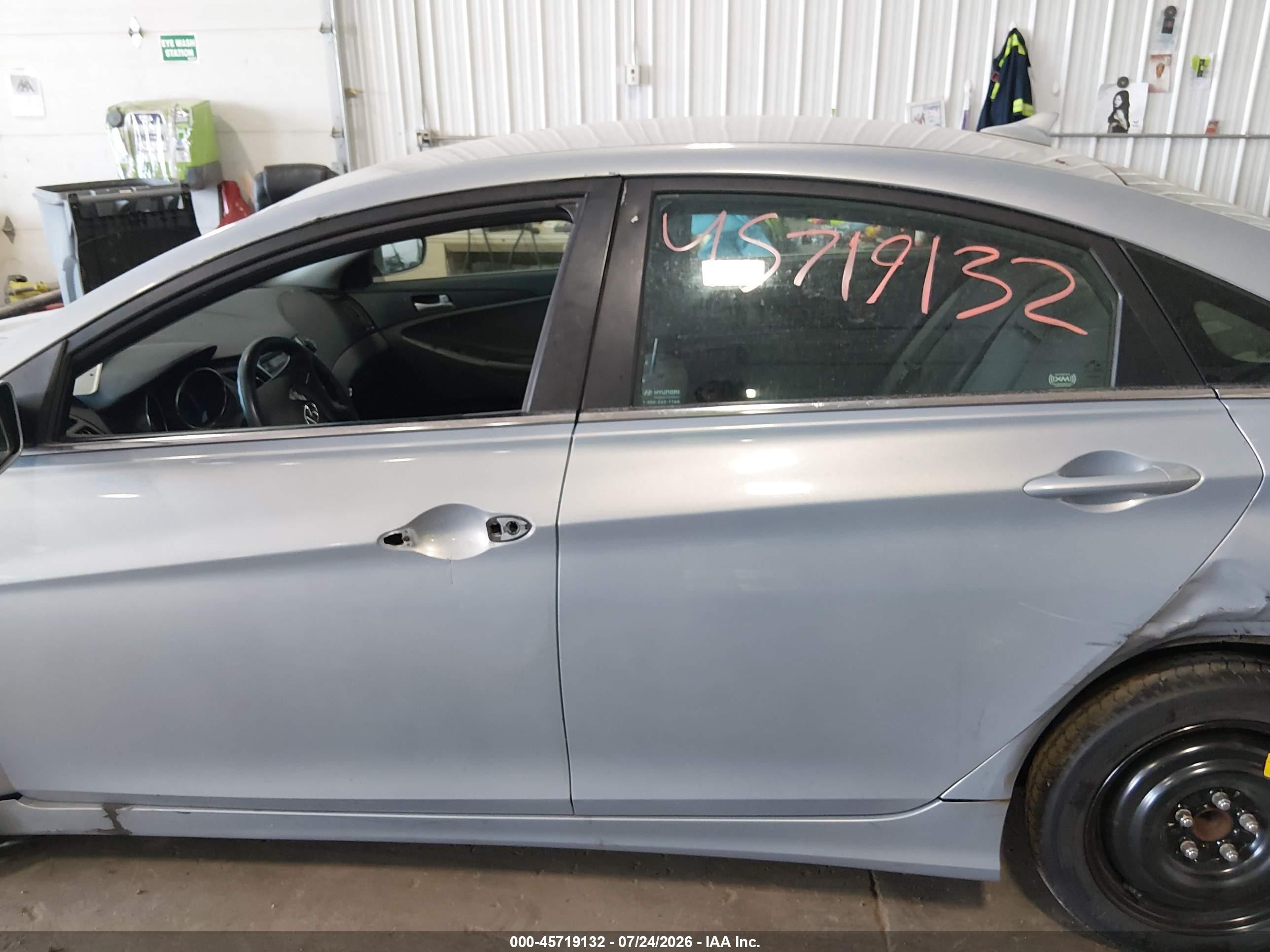 2011 Hyundai Sonata Gls Silver vin: 5NPEB4AC8BH277355