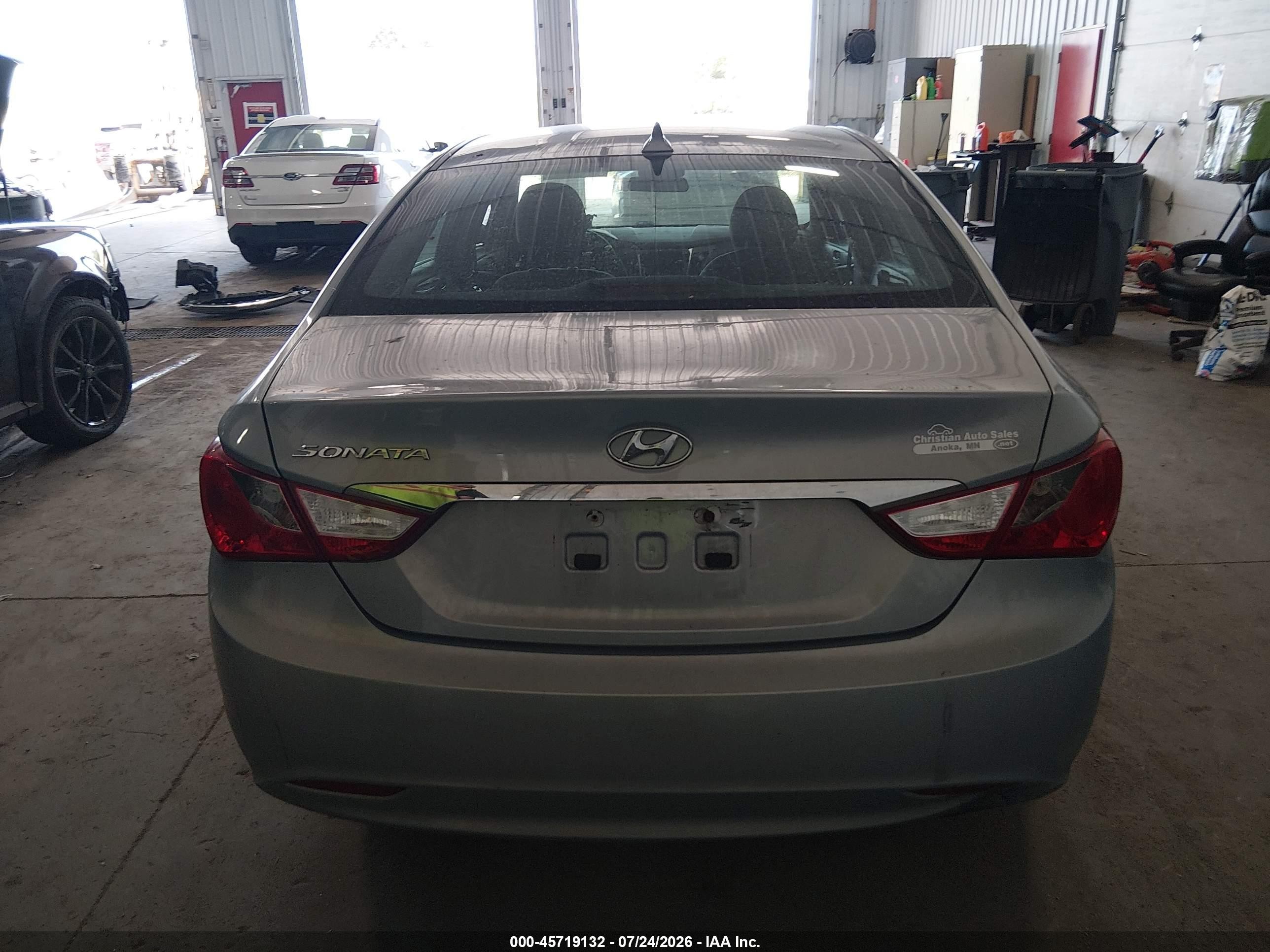 2011 Hyundai Sonata Gls Silver vin: 5NPEB4AC8BH277355