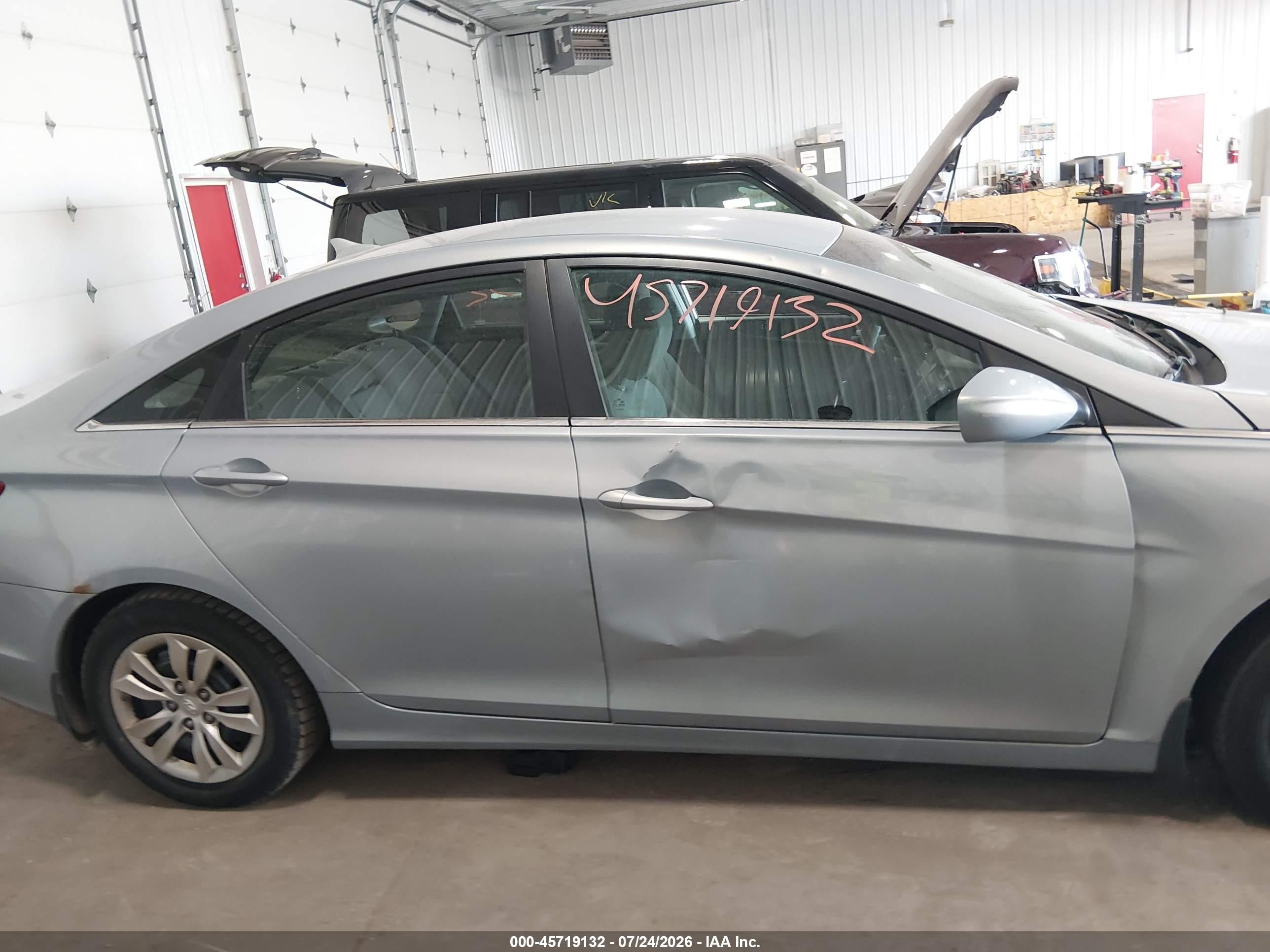 2011 Hyundai Sonata Gls Silver vin: 5NPEB4AC8BH277355