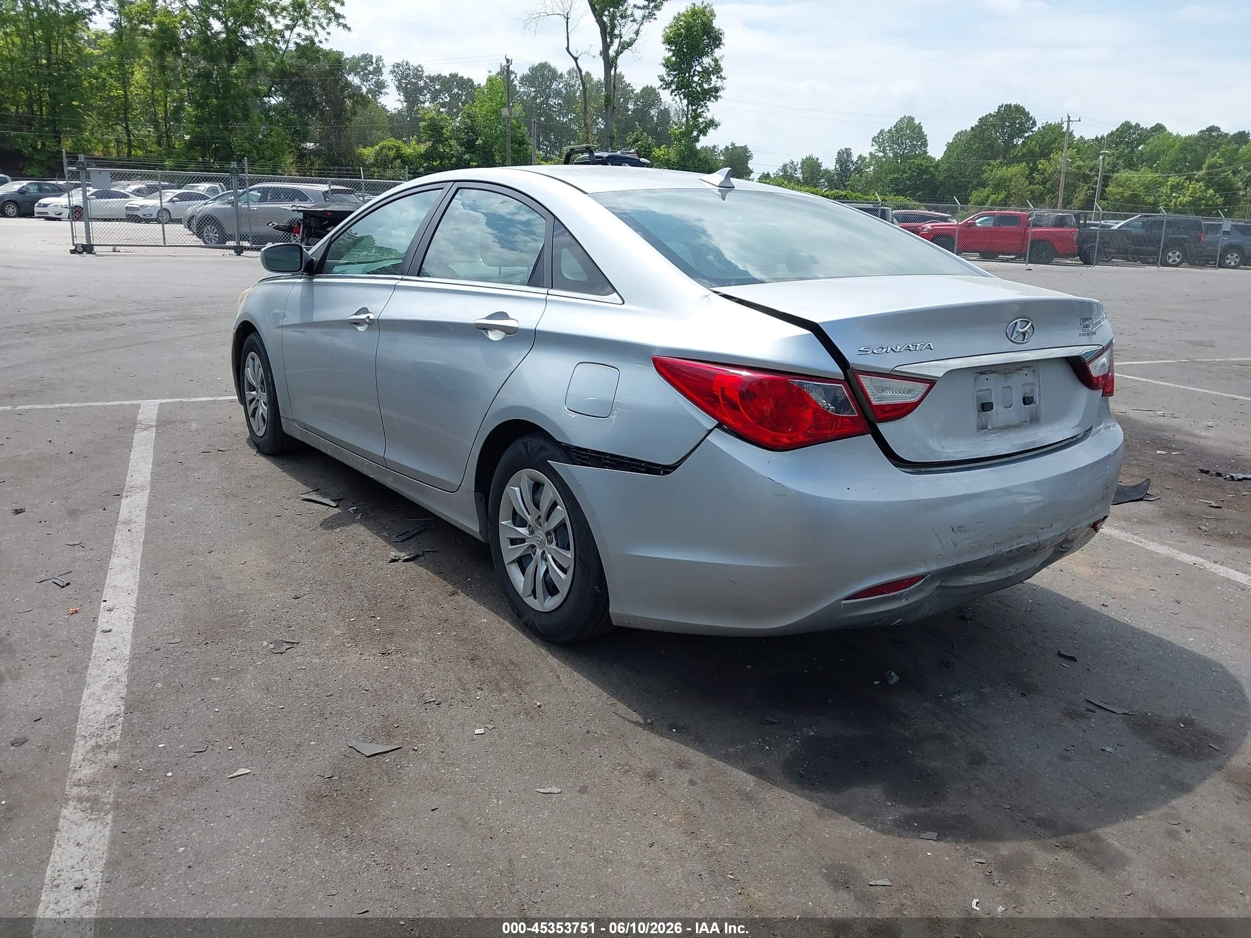 2012 Hyundai Sonata Gls Silver vin: 5NPEB4AC8CH359734