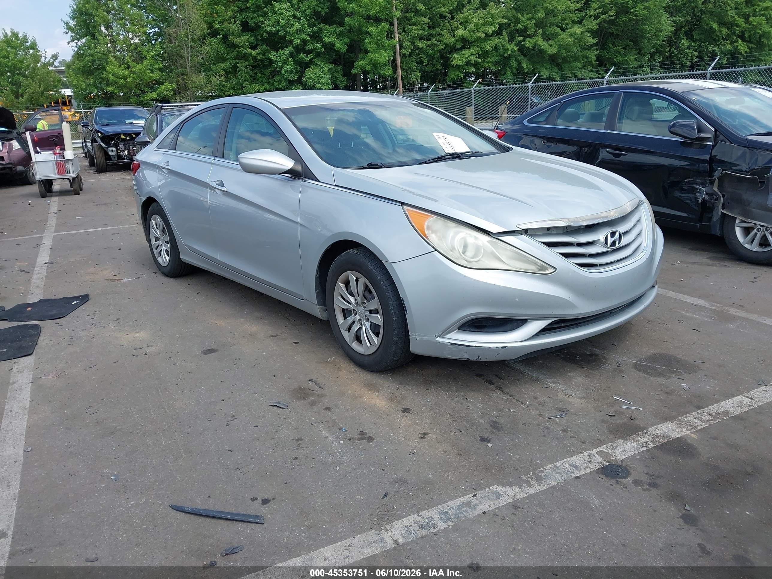 2012 Hyundai Sonata Gls Silver vin: 5NPEB4AC8CH359734