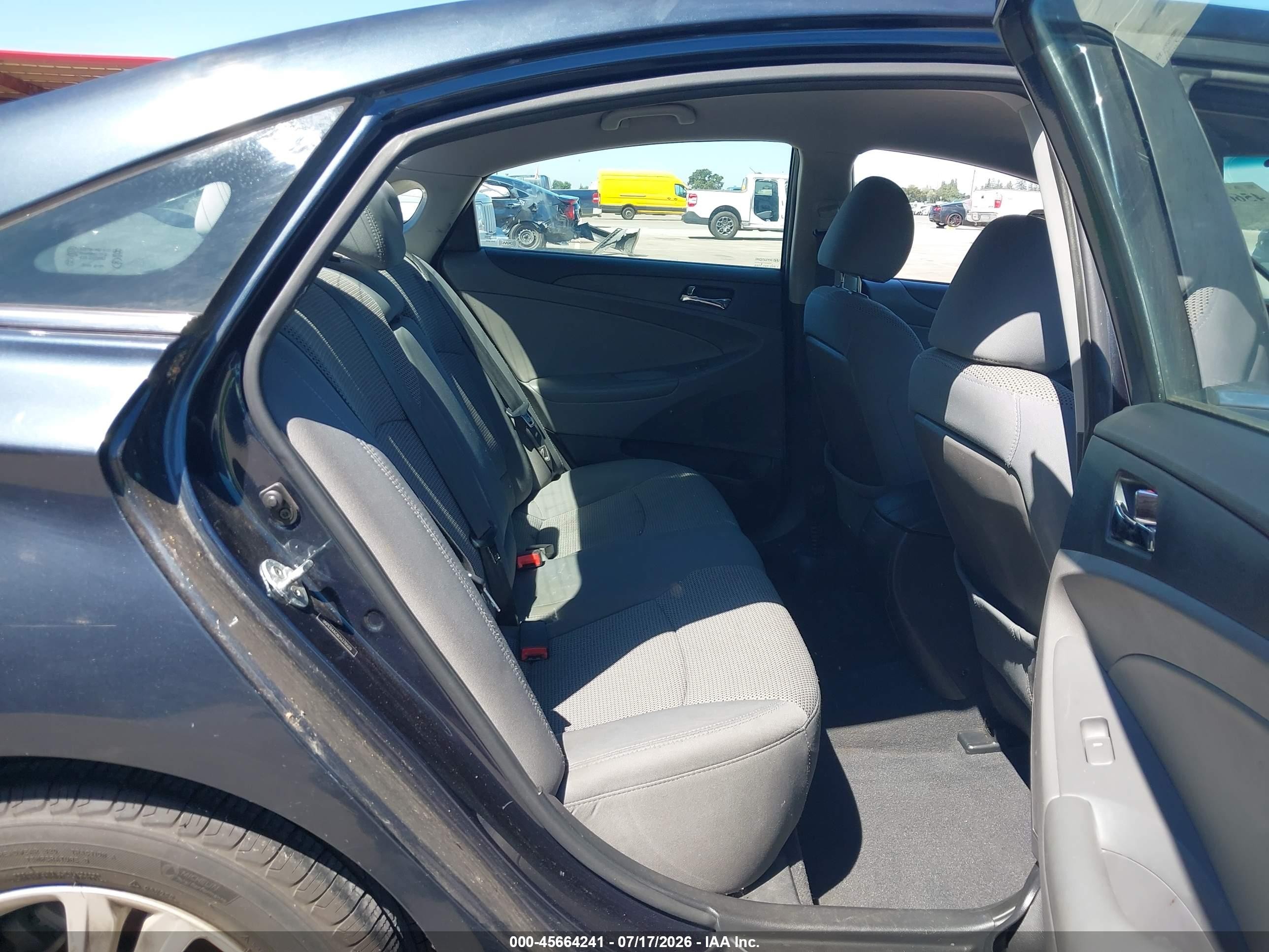 2012 Hyundai Sonata Gls Серый vin: 5NPEB4AC8CH378509