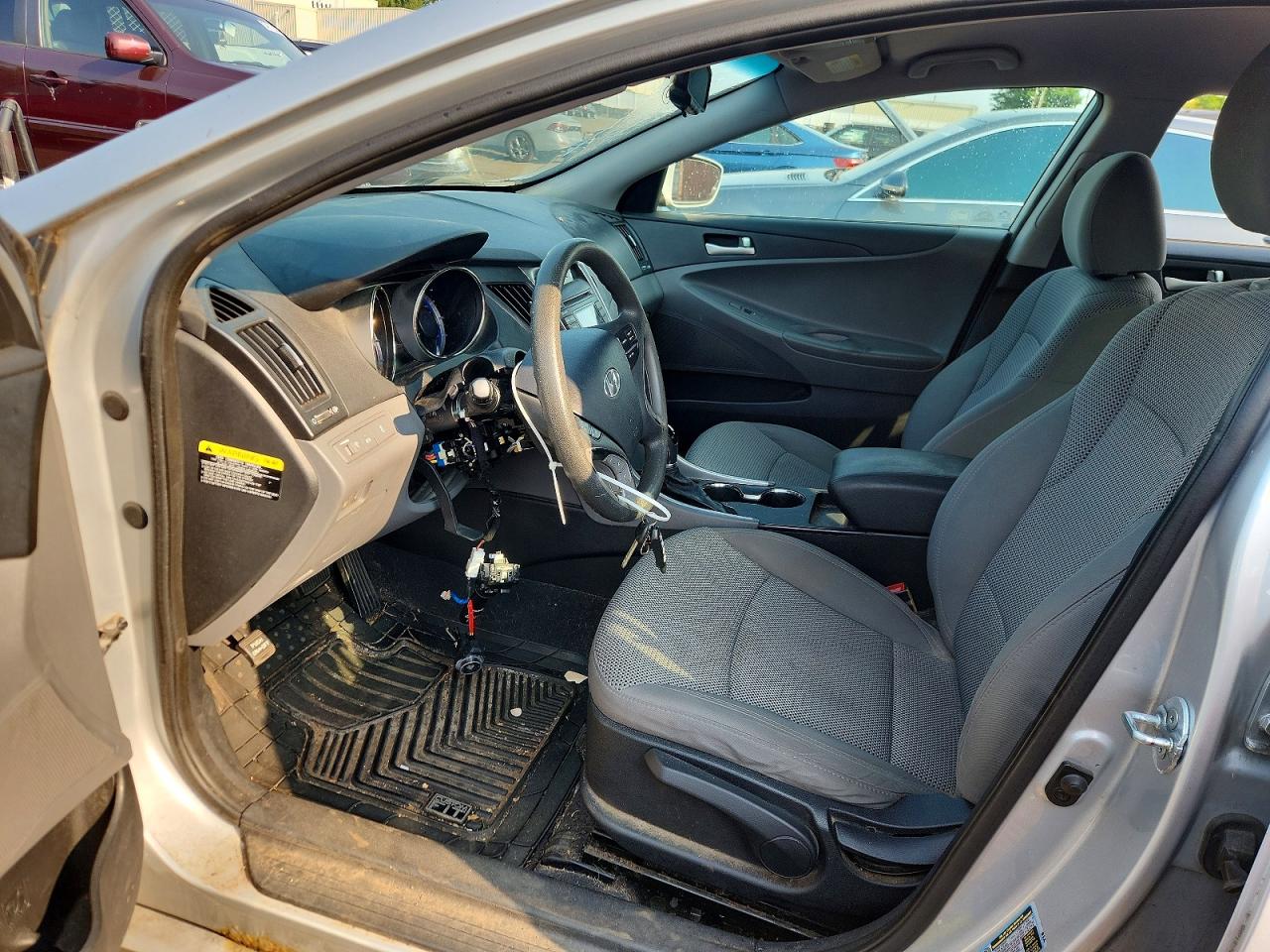 2012 Hyundai Sonata Gls Silver vin: 5NPEB4AC8CH428955