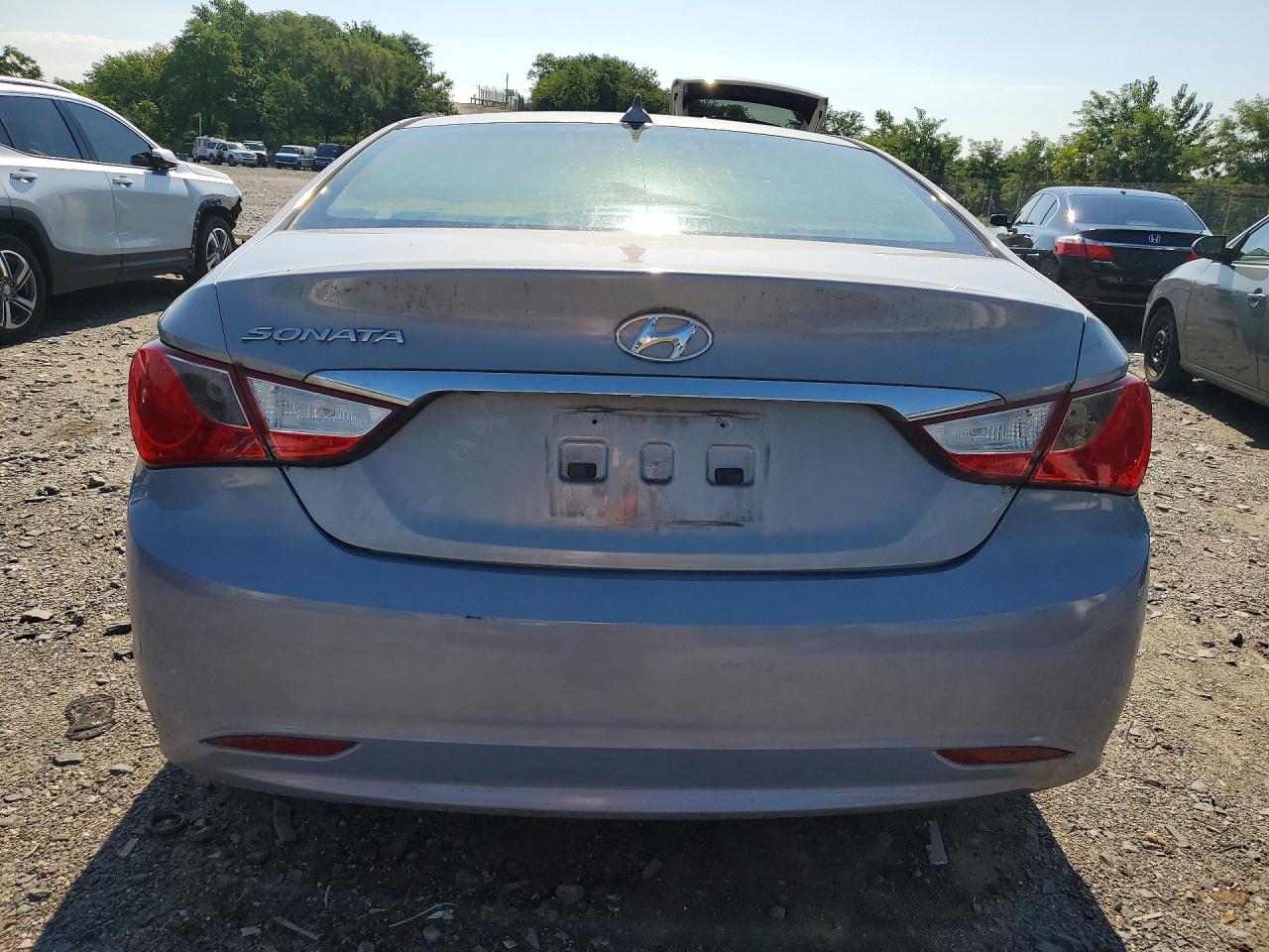 2012 Hyundai Sonata Gls Silver vin: 5NPEB4AC8CH441124