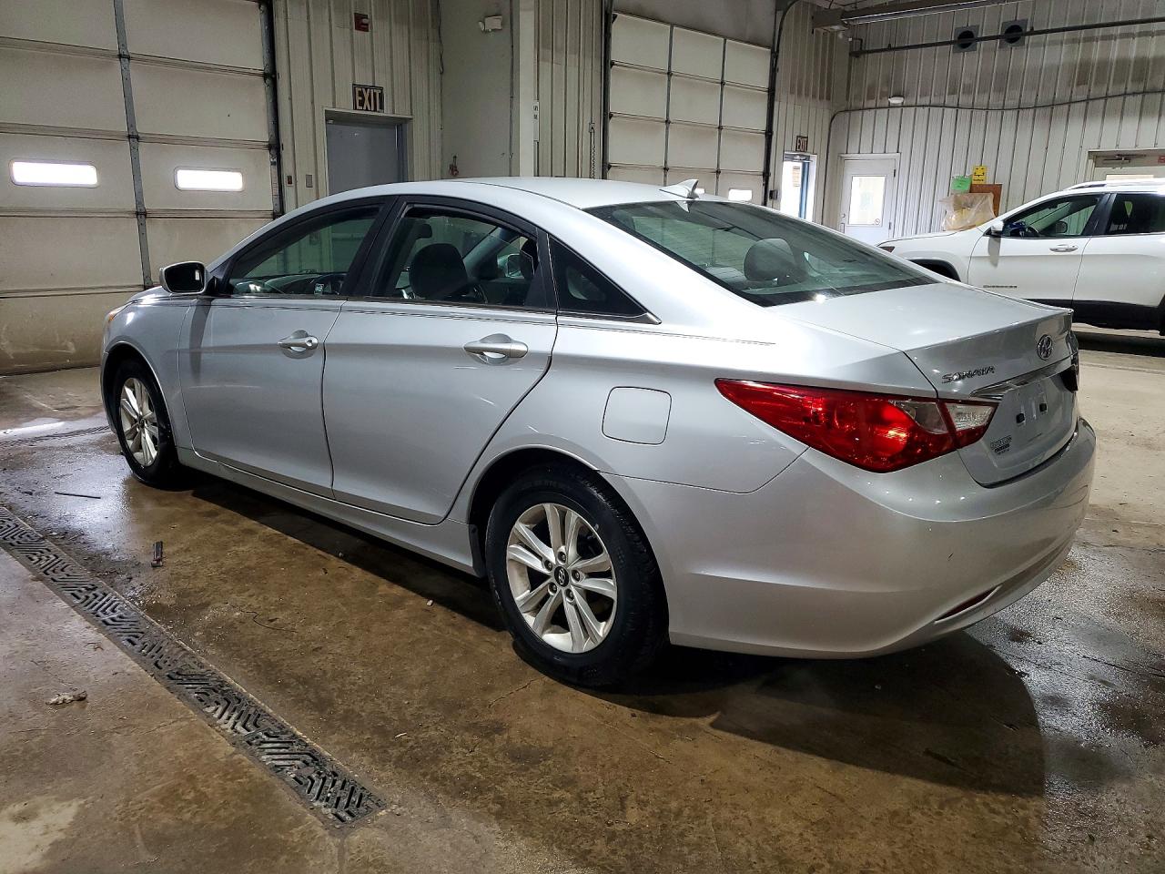 2012 Hyundai Sonata Gls Silver vin: 5NPEB4AC8CH444685