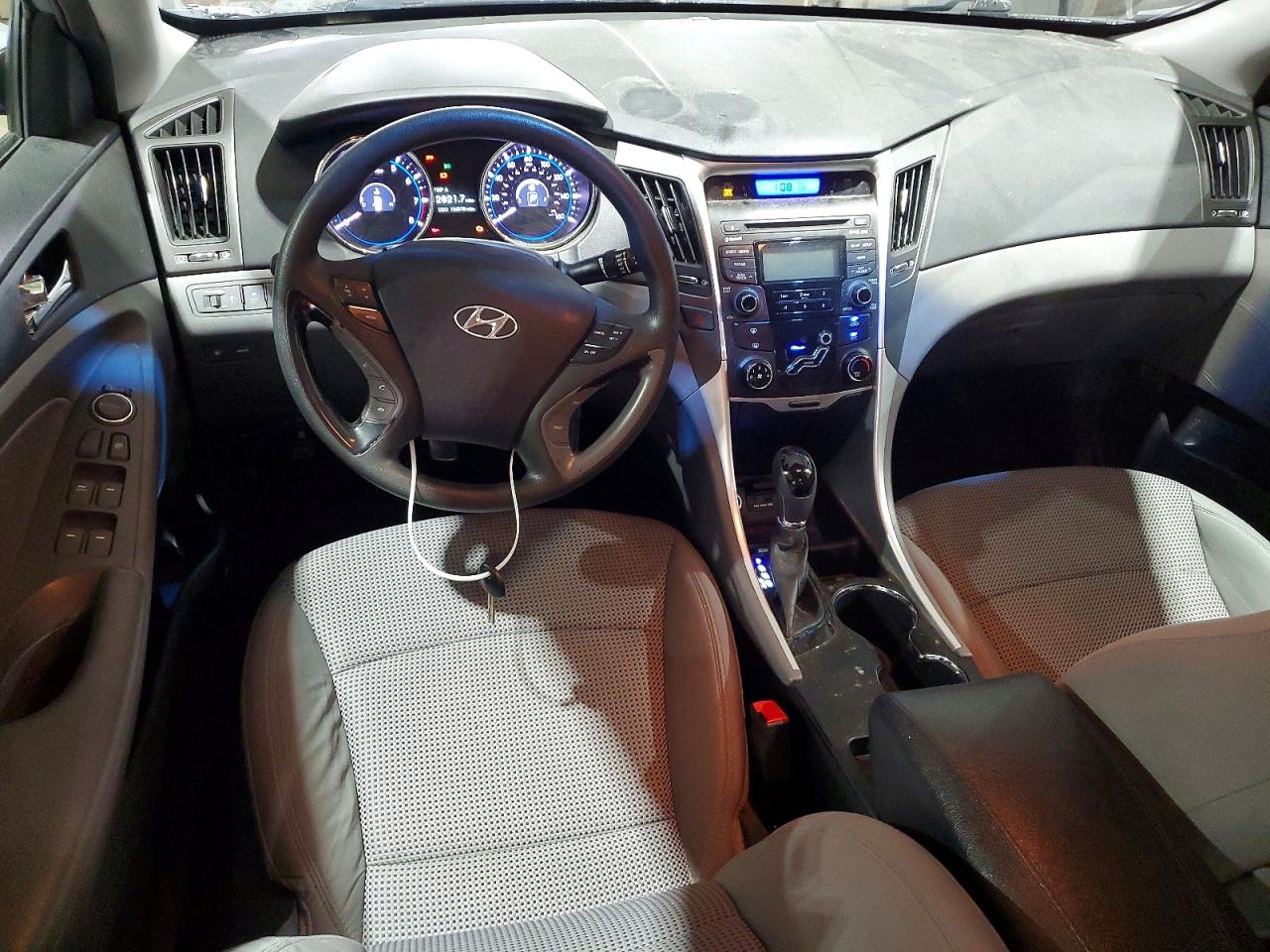 2012 Hyundai Sonata Gls Silver vin: 5NPEB4AC8CH444685