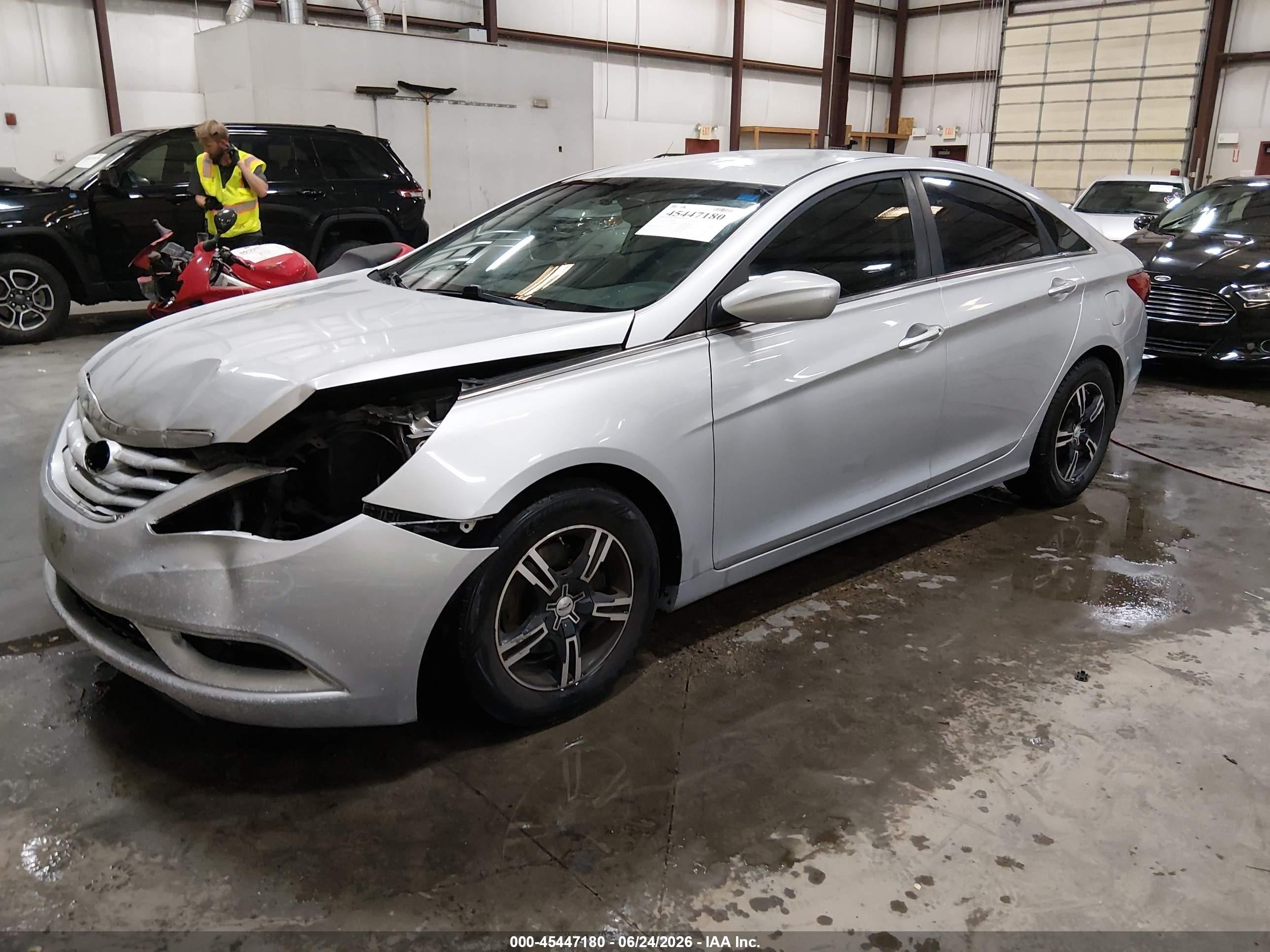 2013 Hyundai Sonata Gls Серебряный vin: 5NPEB4AC8DH517989