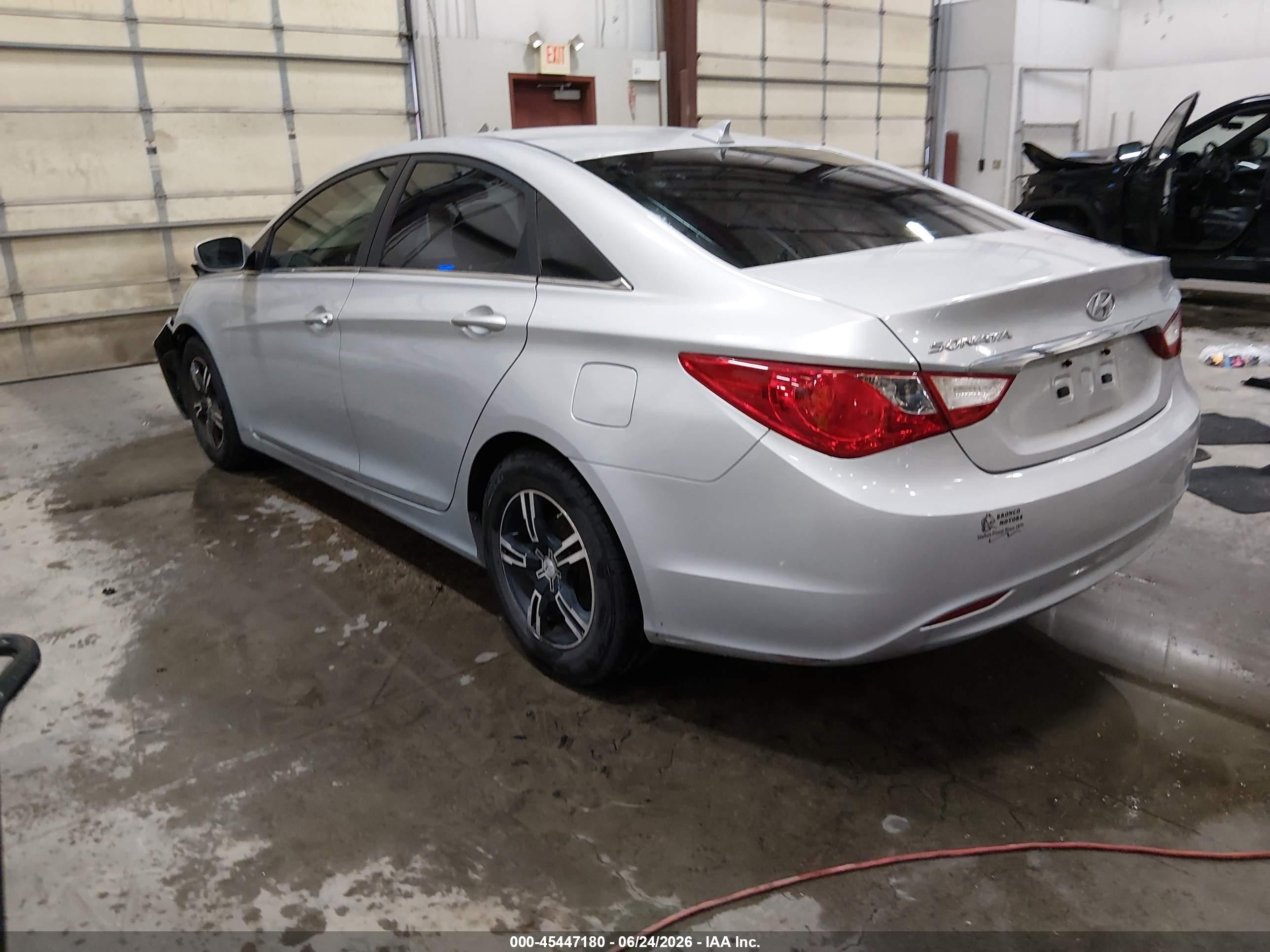 2013 Hyundai Sonata Gls Серебряный vin: 5NPEB4AC8DH517989